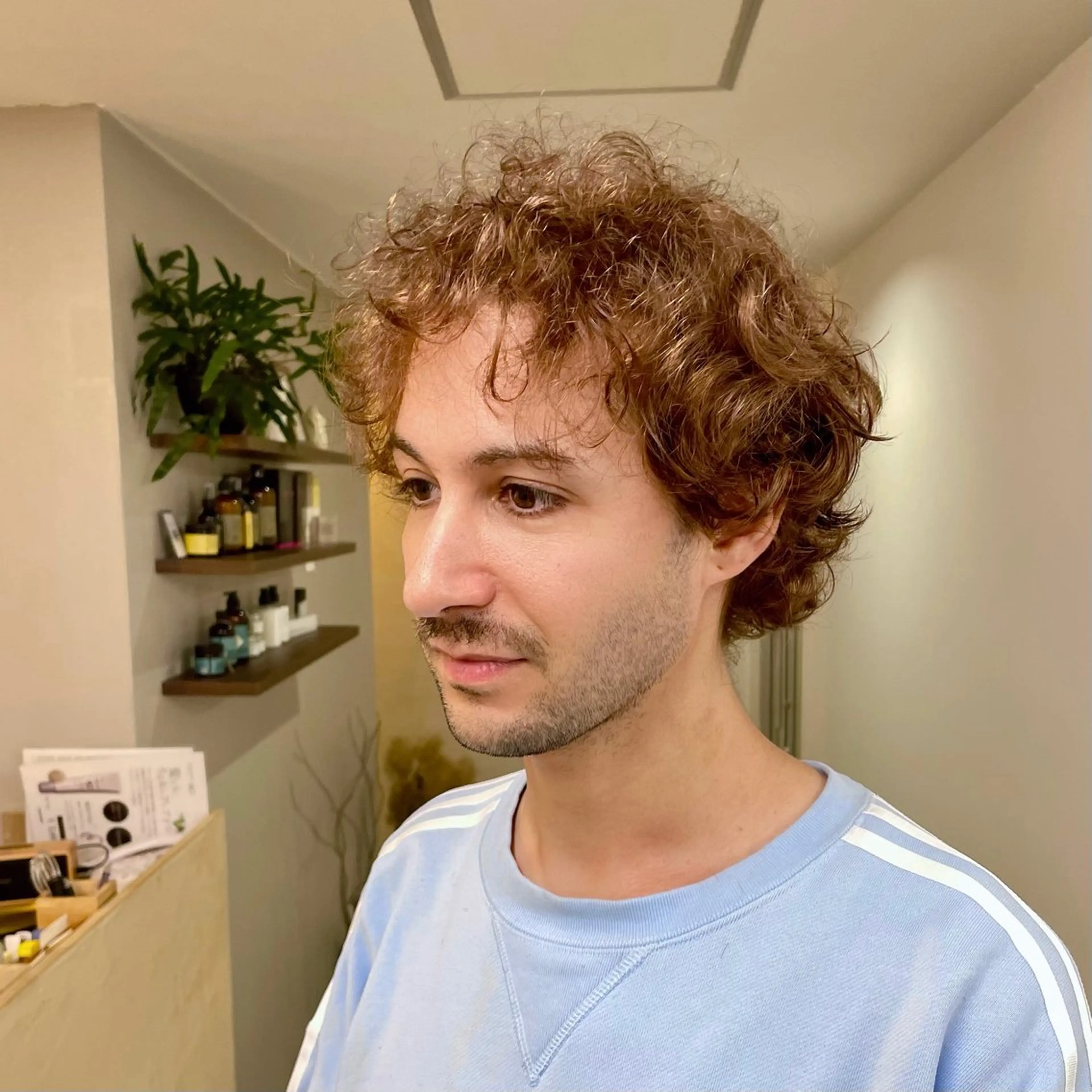 ショート ヘアカラー 髪も心も健康に🤎 原亜希子のヘアスタイル