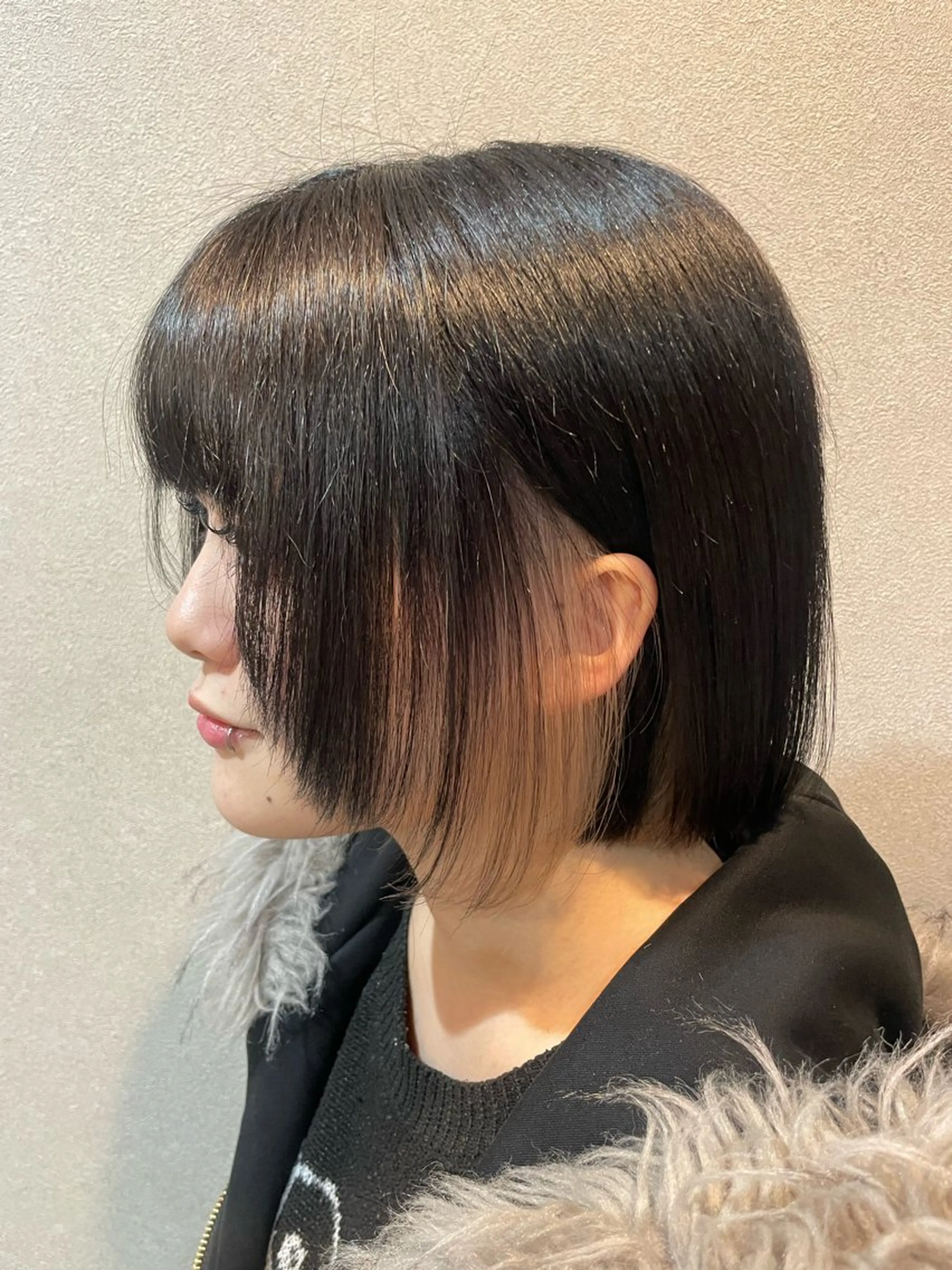 ミディアム カラー ブリーチ ボブ カット ヘアカラー 宇野 颯太のヘアスタイル