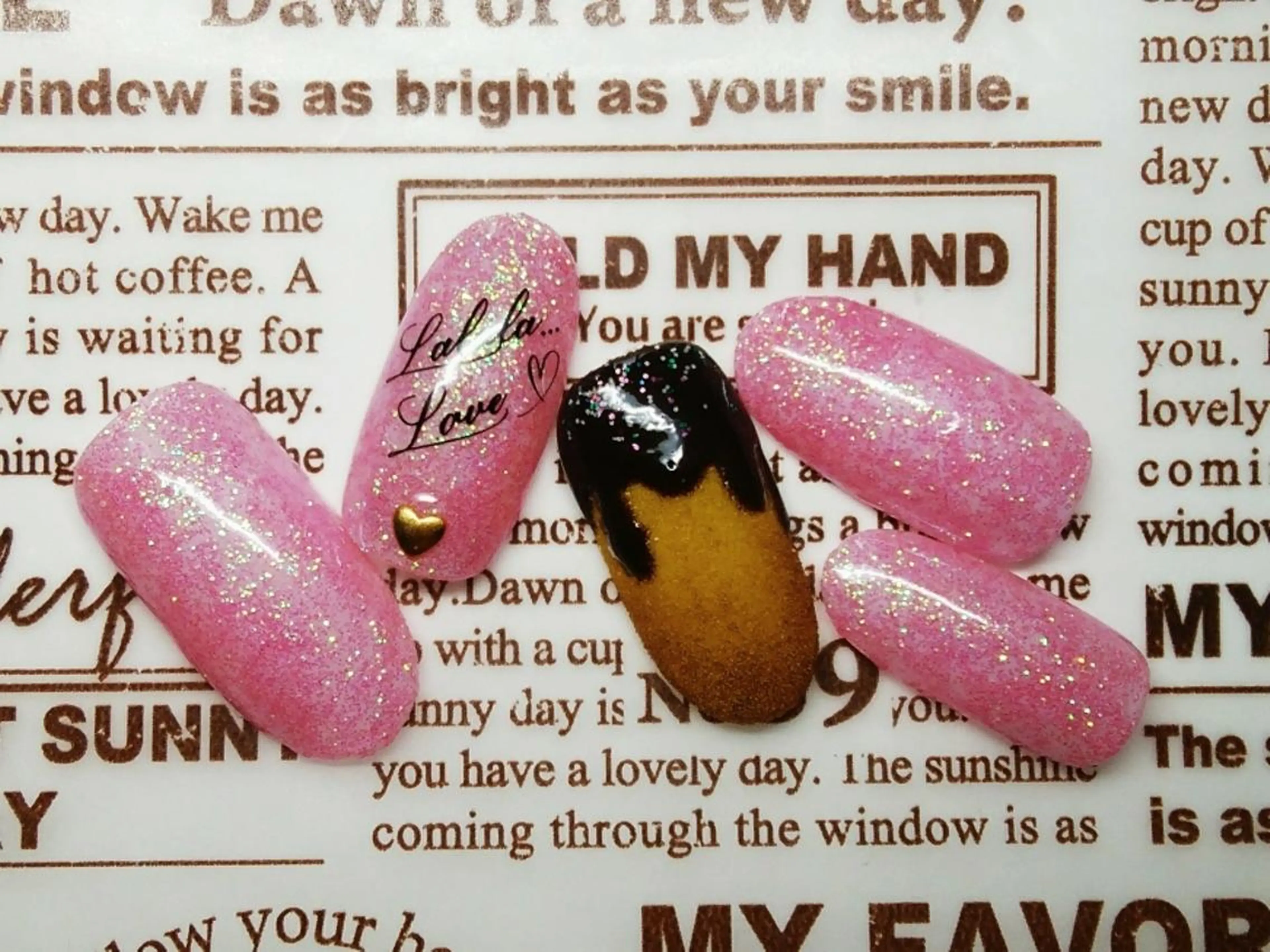 ネイル バレンタイン ハンドネイル senju 　のネイルデザイン