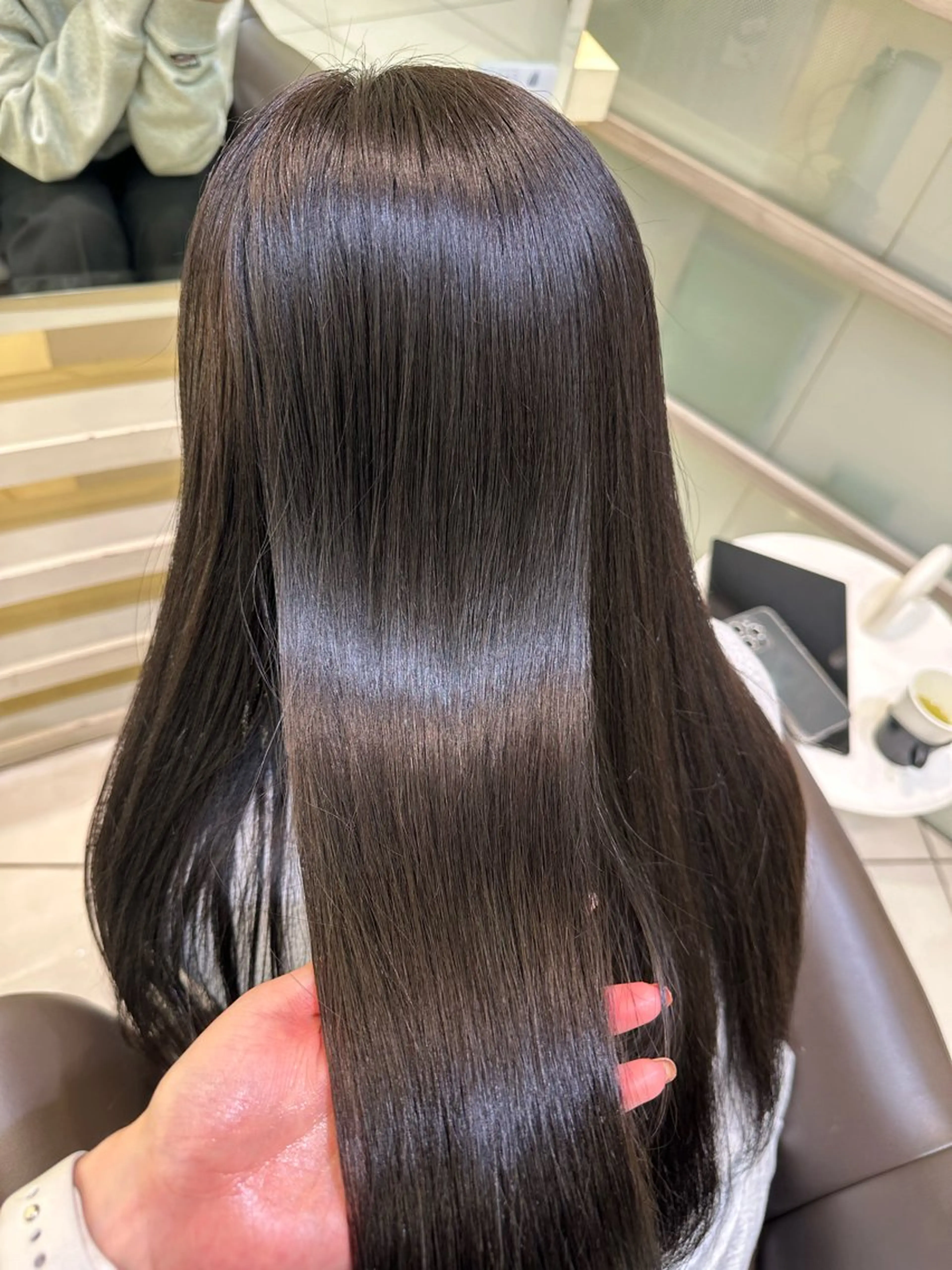 ロング カラー ヘアアレンジ タイトボブ個性派カラ ーAKANEのヘアスタイル