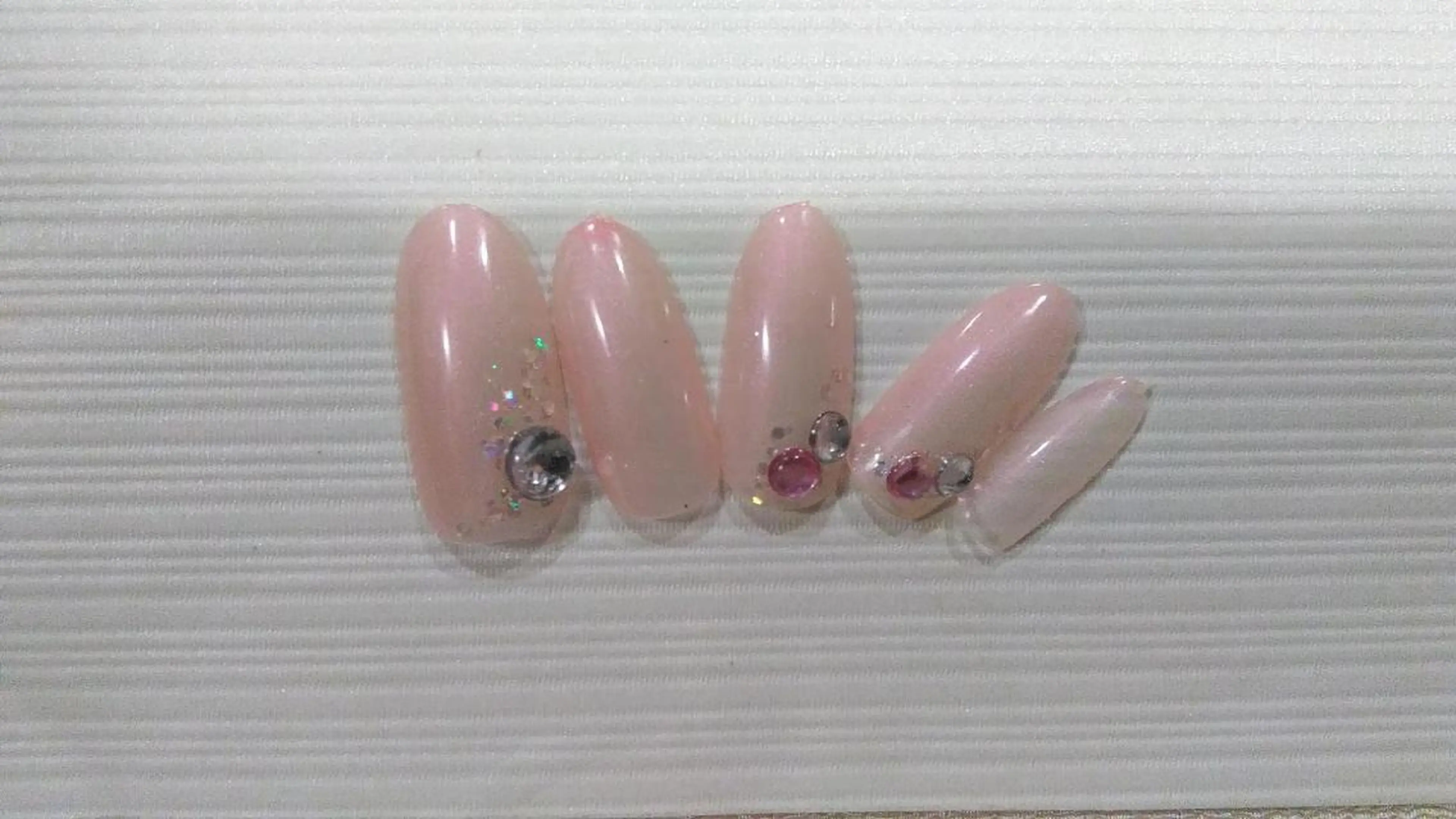 ネイル ジェルネイル ネイルサロン Cureのネイルデザイン