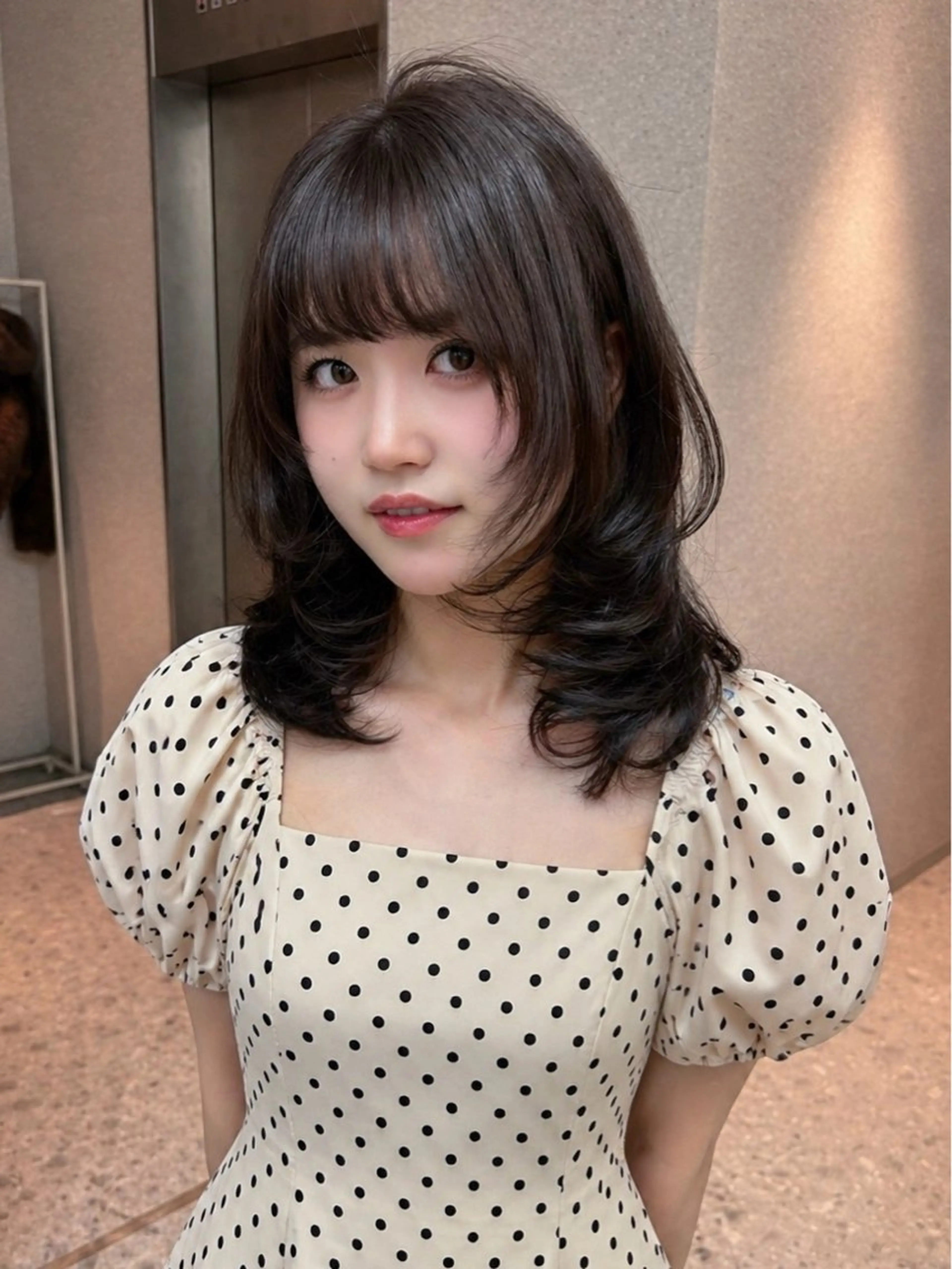 ミディアム カラー ヘアアレンジ ブリーチ 透明感カラー ブリーチなしカラー ヘアカラー 艶カラー￤モテヘア￤ まなみ🎀💞のヘアスタイル