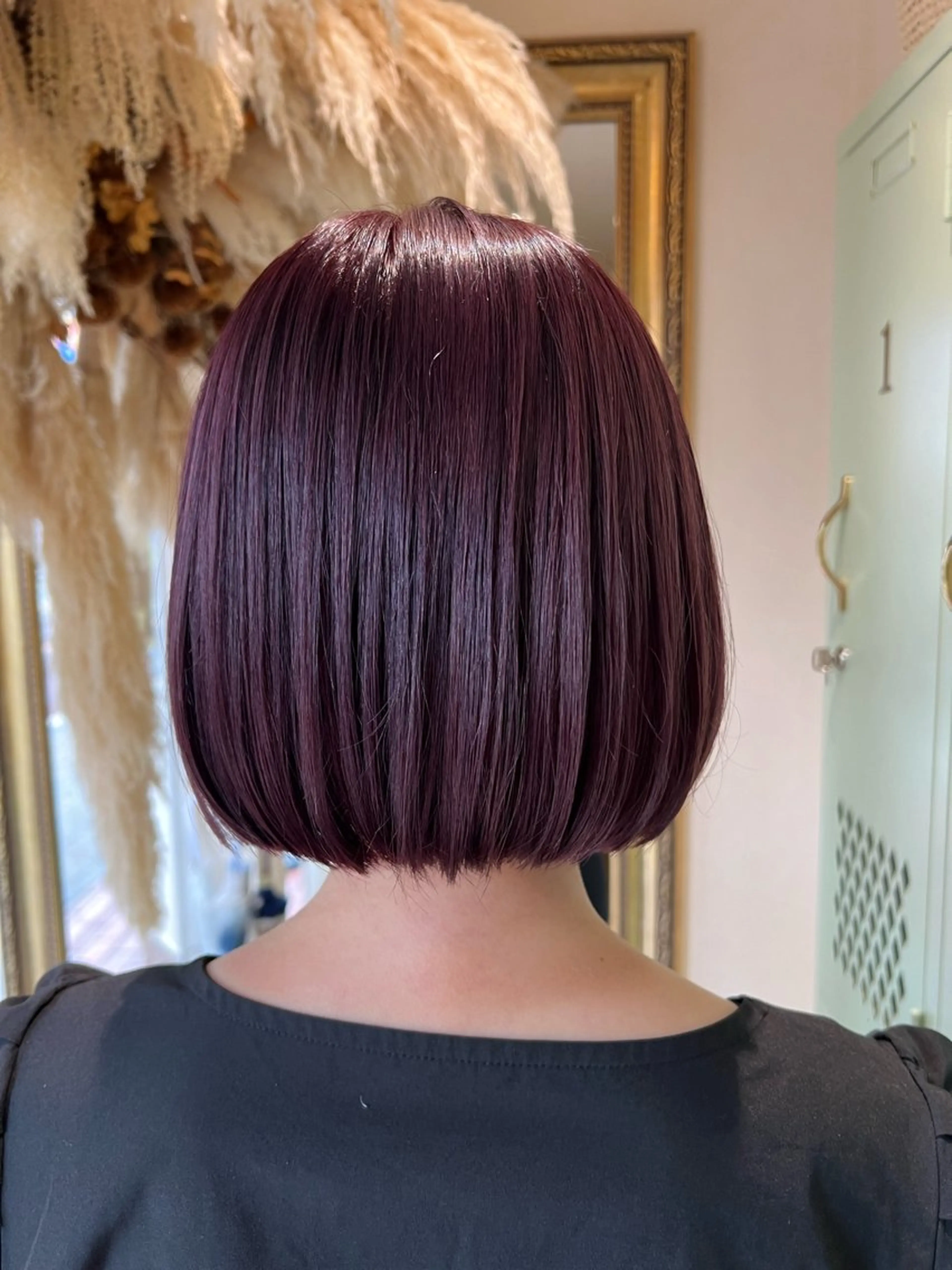 ショート カラー 朝が楽になる艶髪縮毛 ✨中稲明梨のヘアスタイル