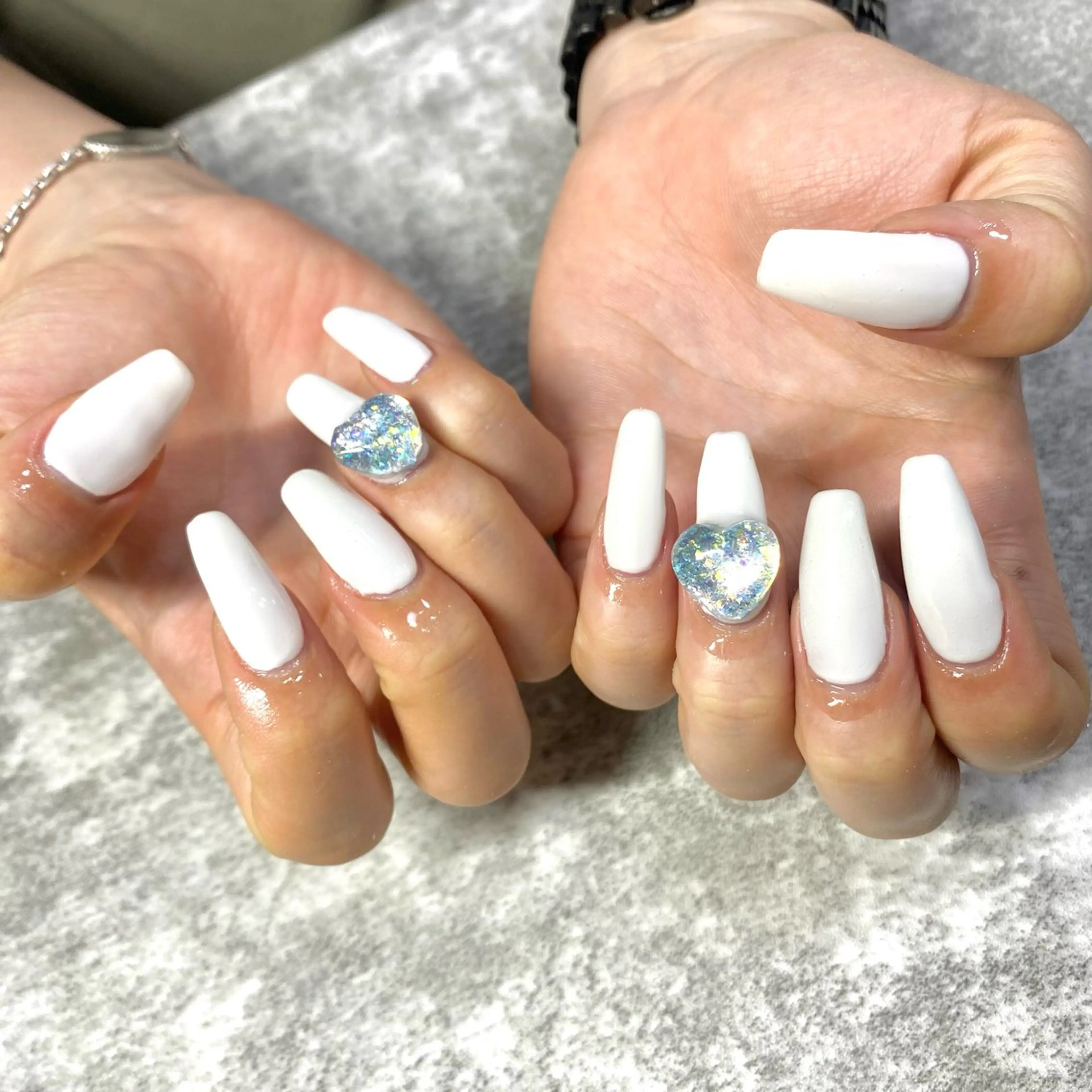 ネイル ハート ホワイト ハンドネイル ★Rinail... .のネイルデザイン