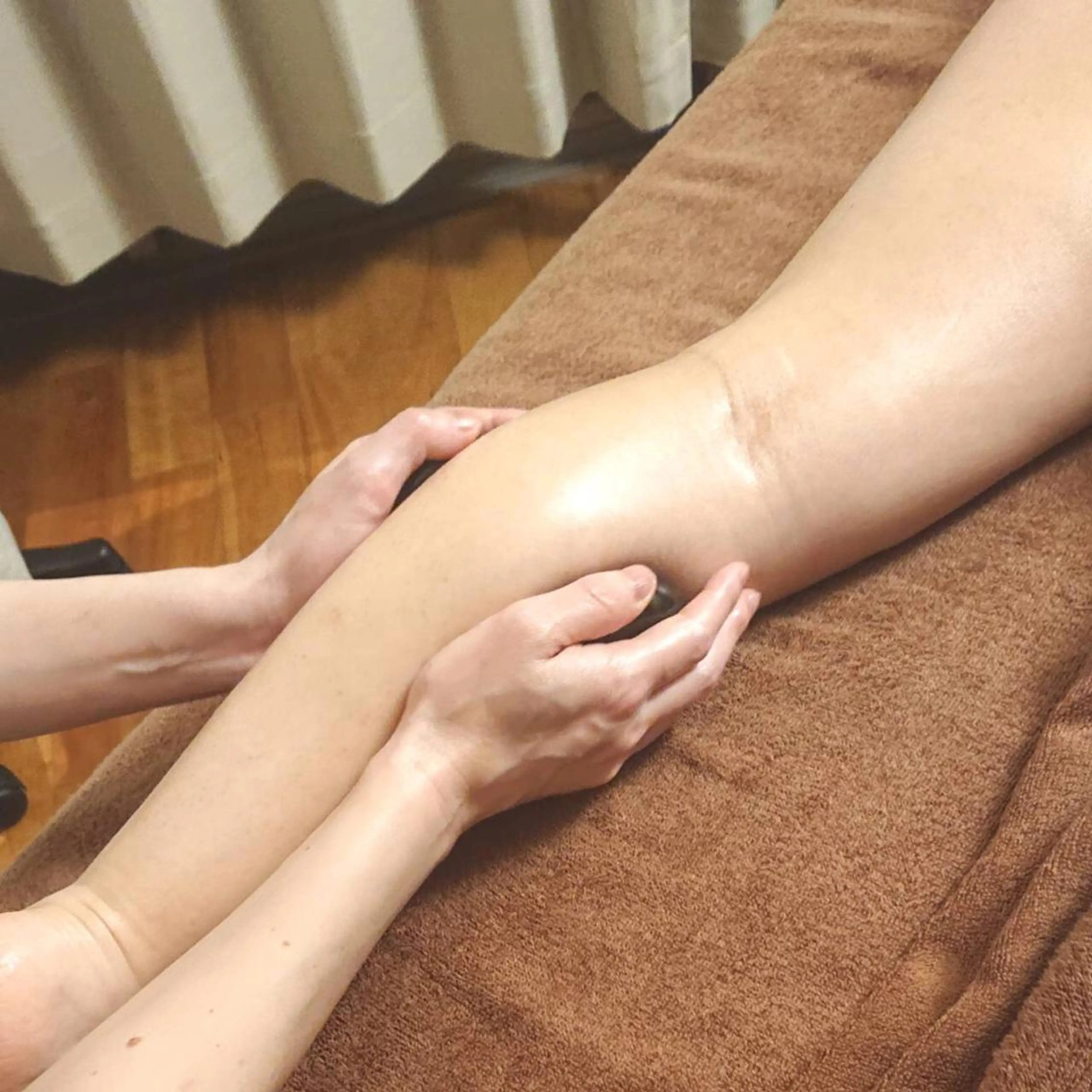 🌷カッピング(背中)30分＋ホットストーン(膝下)30分🌷の写真