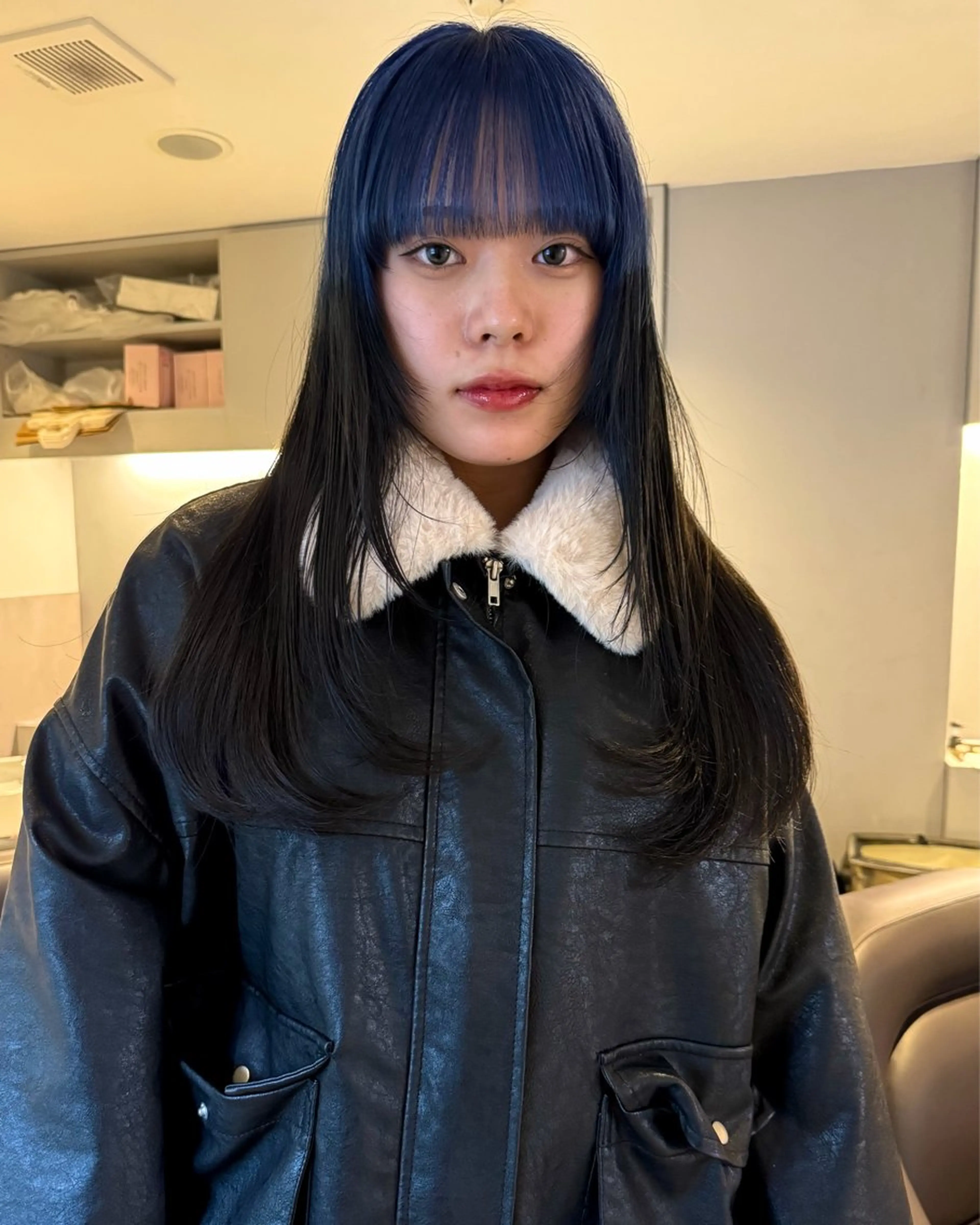 ロング カラー ヘアカラー トリートメント RAIMA ケアハイトーンのヘアスタイル