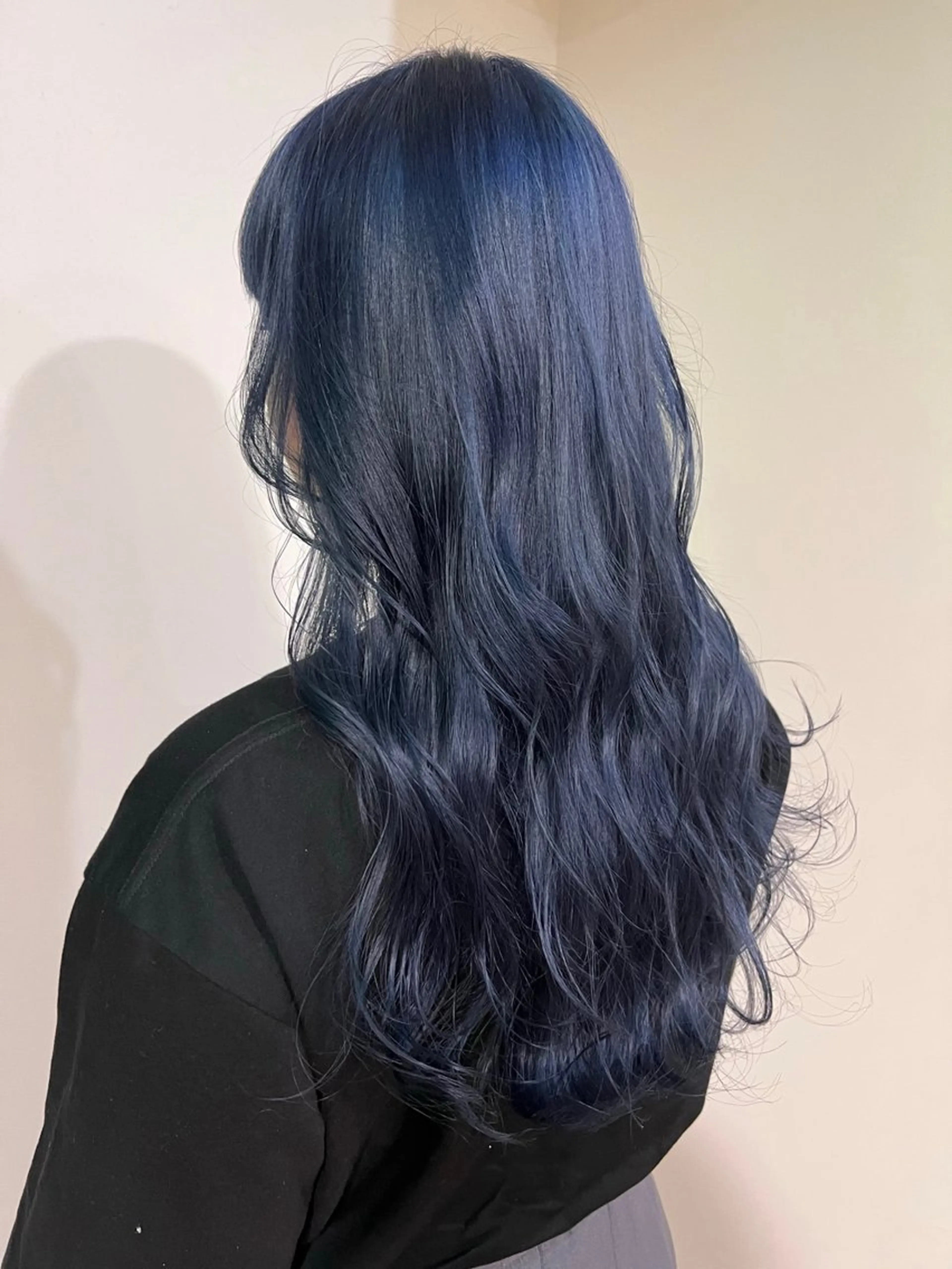 ロング カラー ブリーチ ブルーカラー ハイトーンカラー ヘアカラー 🌈デザインヘア職人 Kaede🌈のヘアスタイル