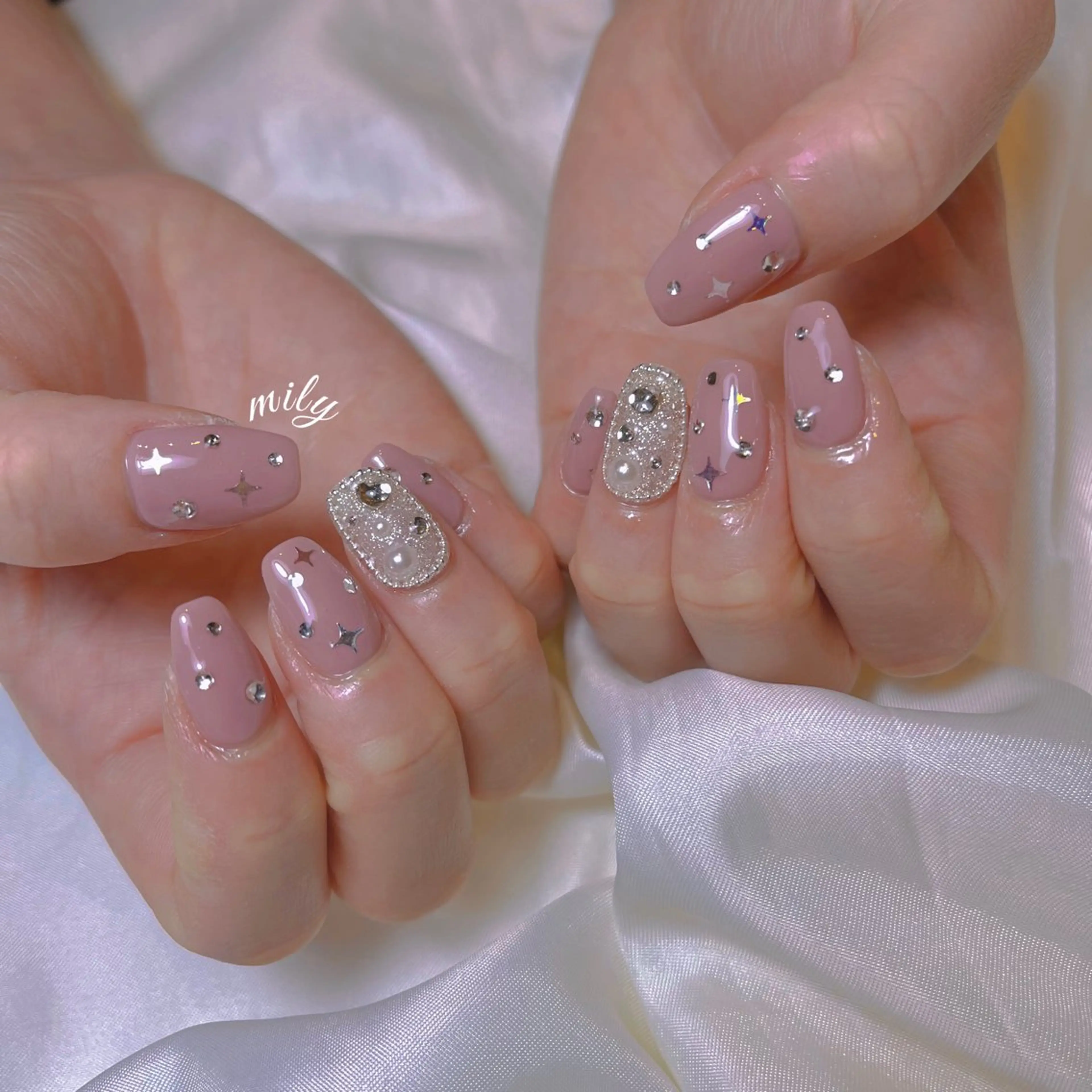 ネイル mily_harajuku所属・韓国ネイル☁️ haruna🌛のネイルデザイン