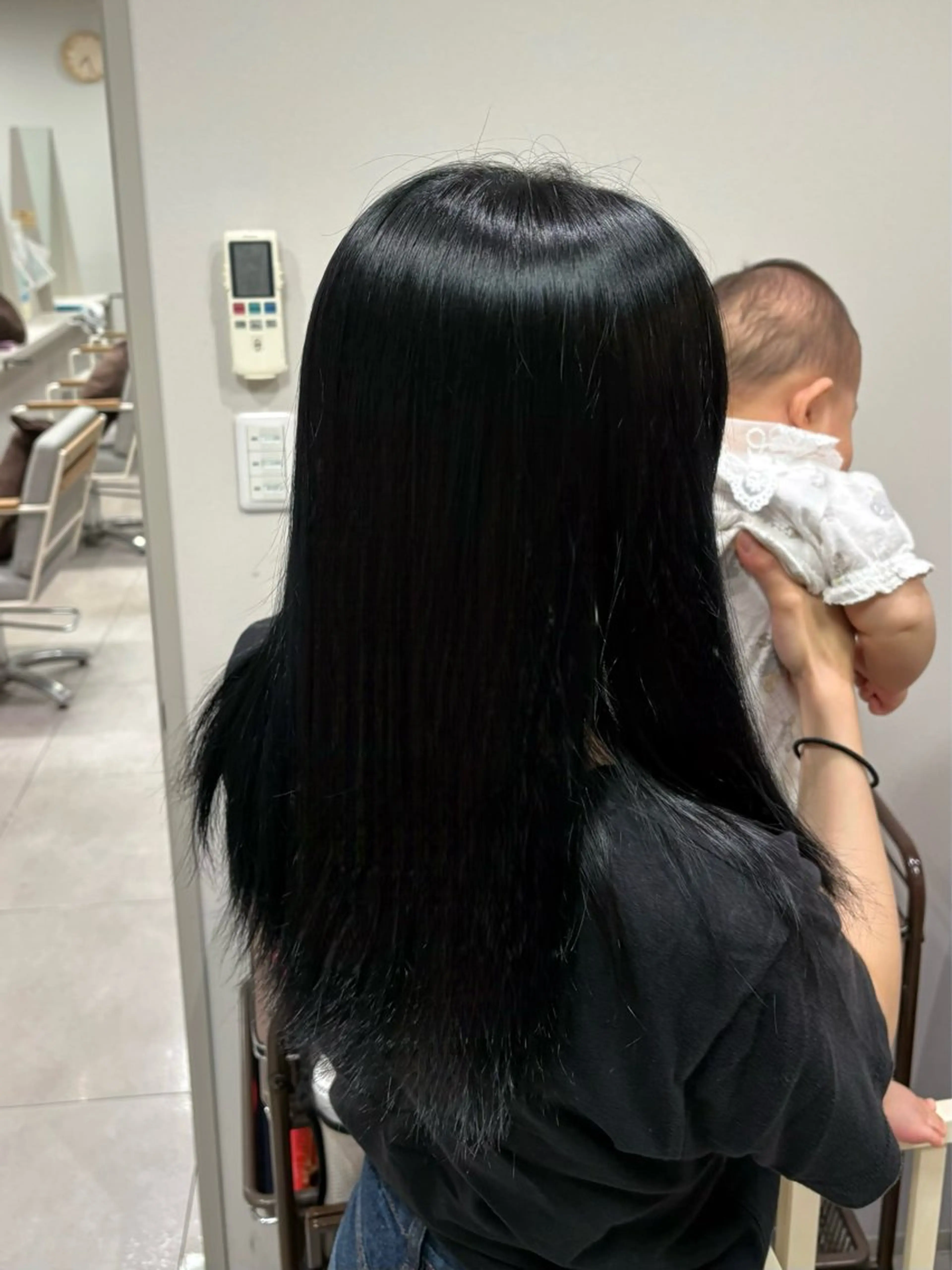 カラー 直井 和佳奈のヘアスタイル
