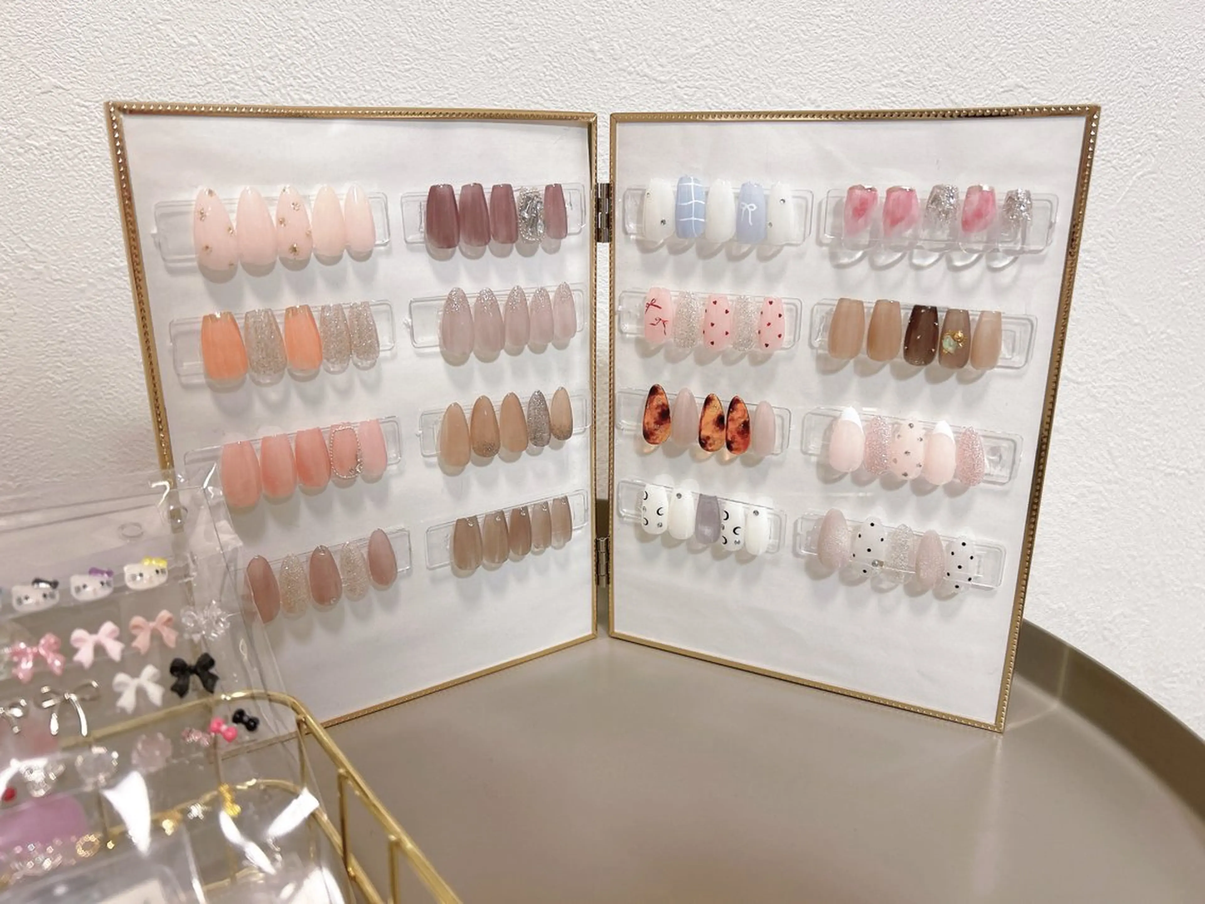 ネイル フラッシュネイル シンプルネイル minu .のネイルデザイン