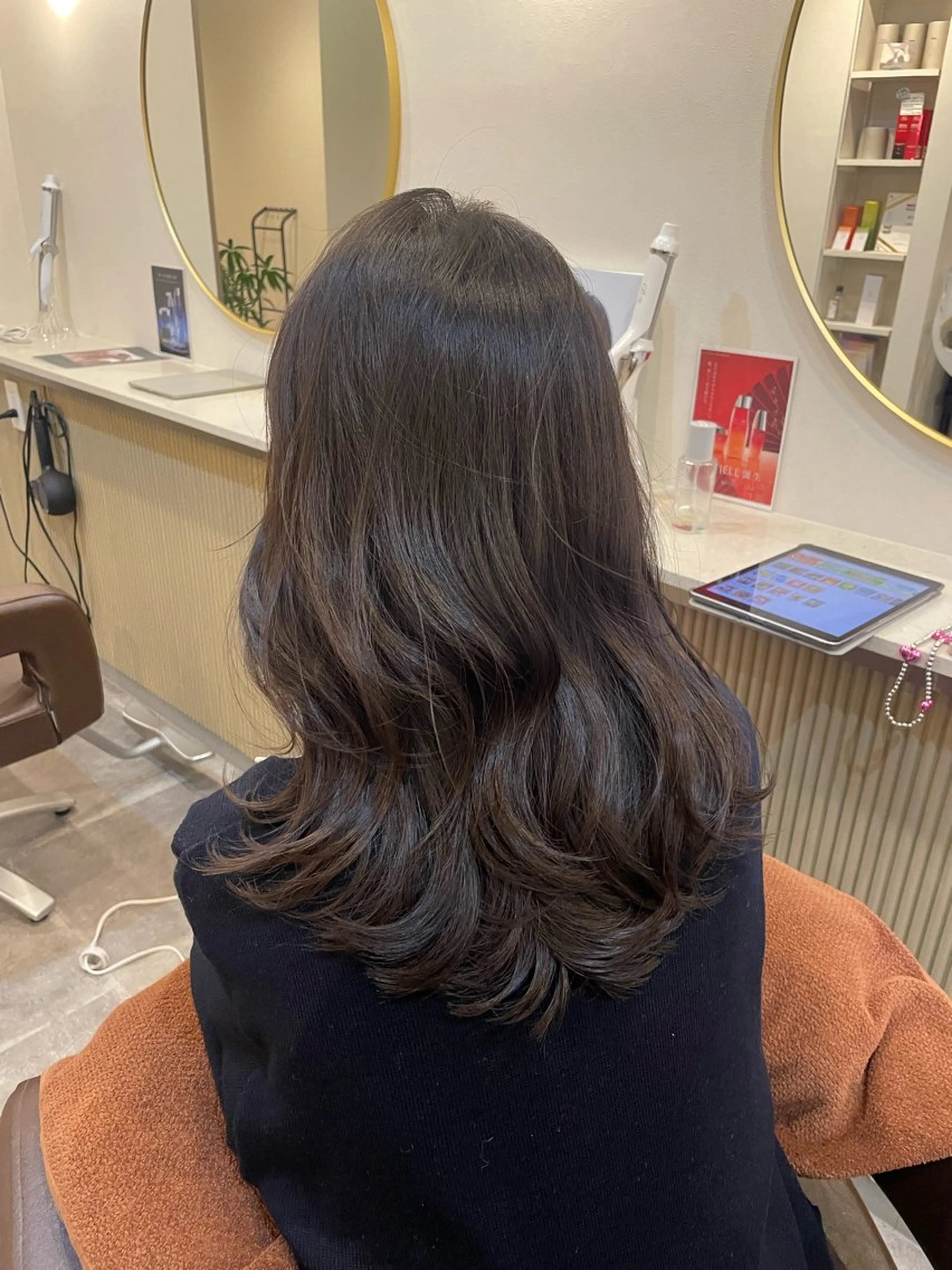 ミディアム perfumeby afloat羽南のヘアスタイル