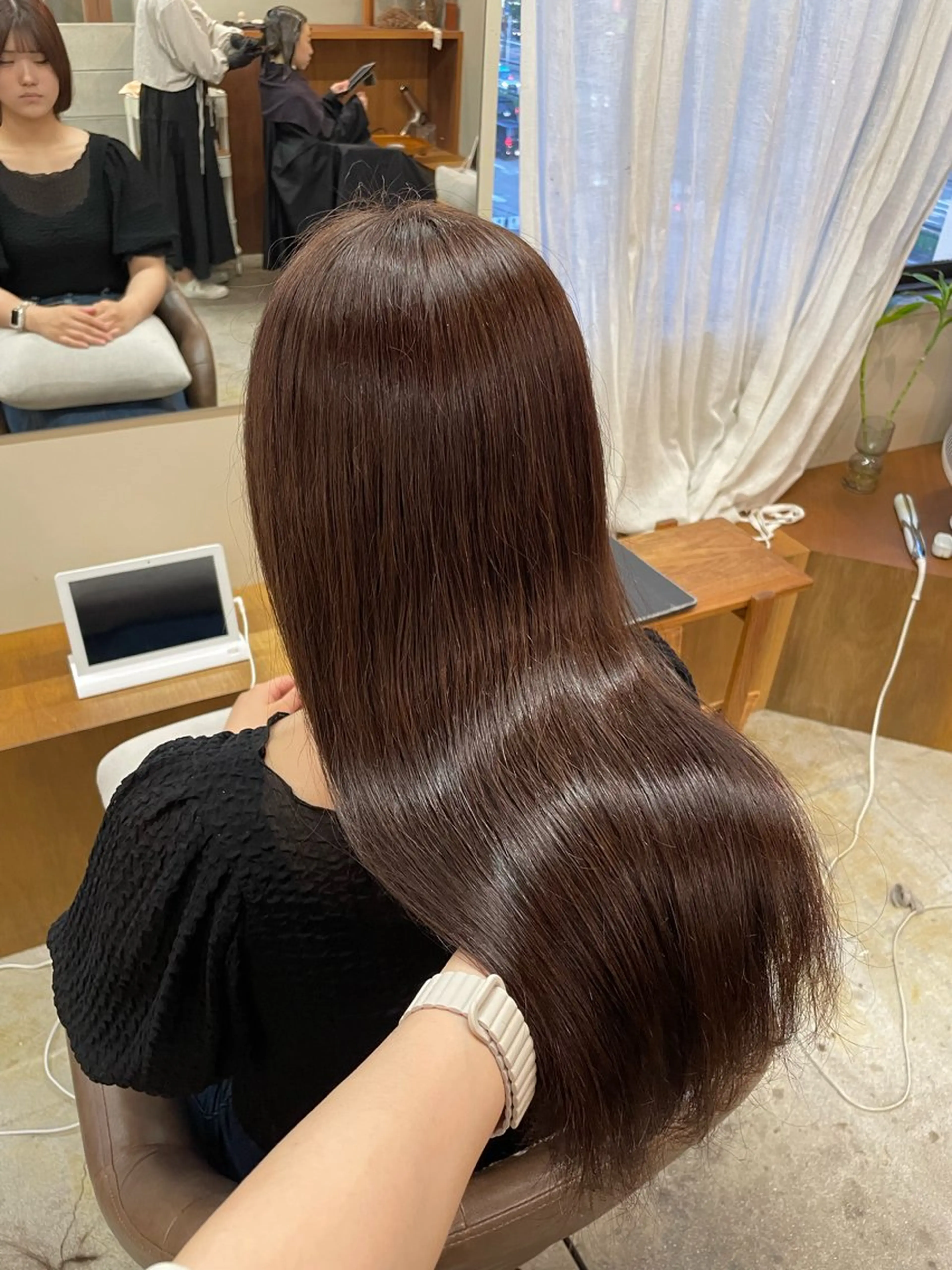 ロング カラー 山下 悠月のヘアスタイル