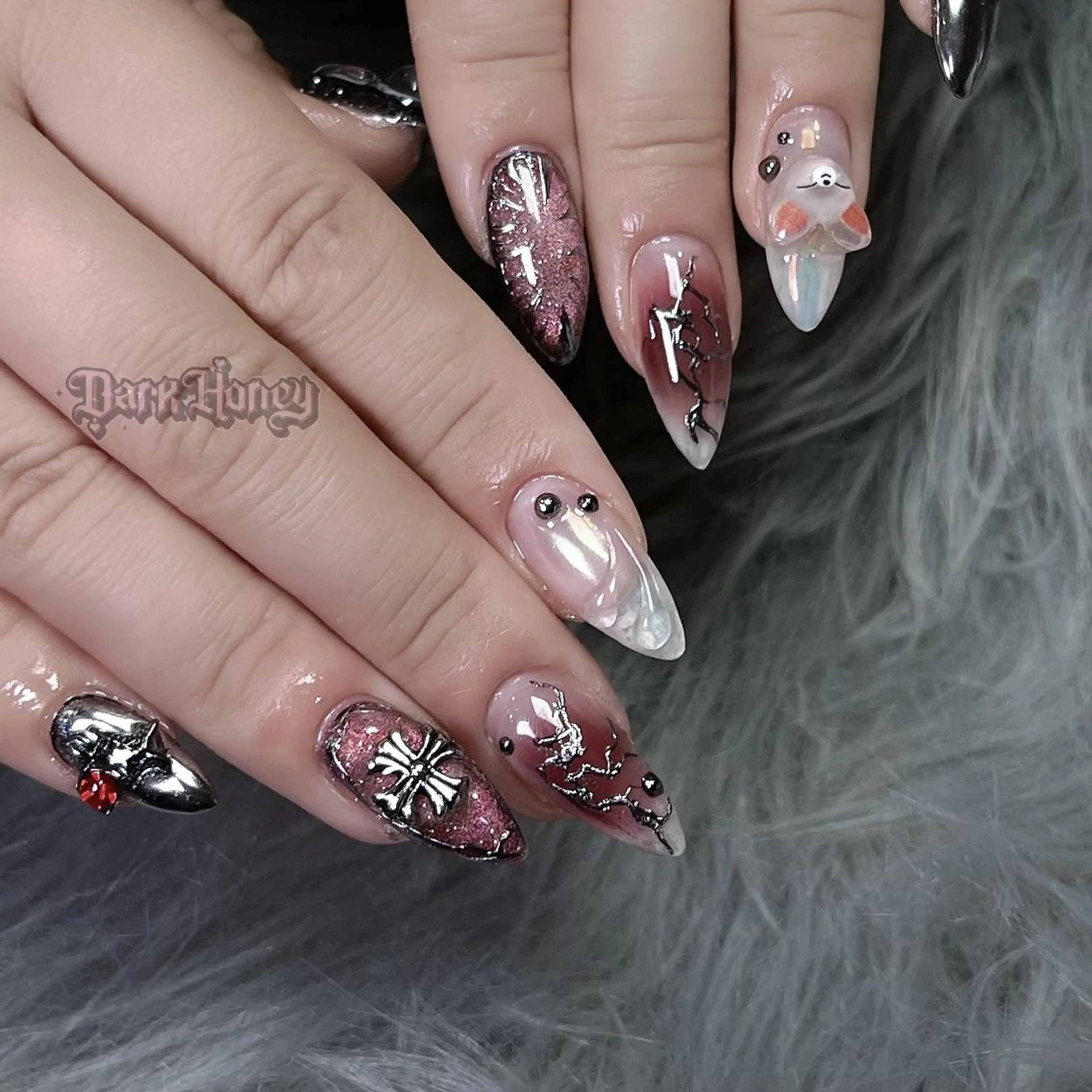 ネイル ハンドネイル Dark Honey nozomiのネイルデザイン