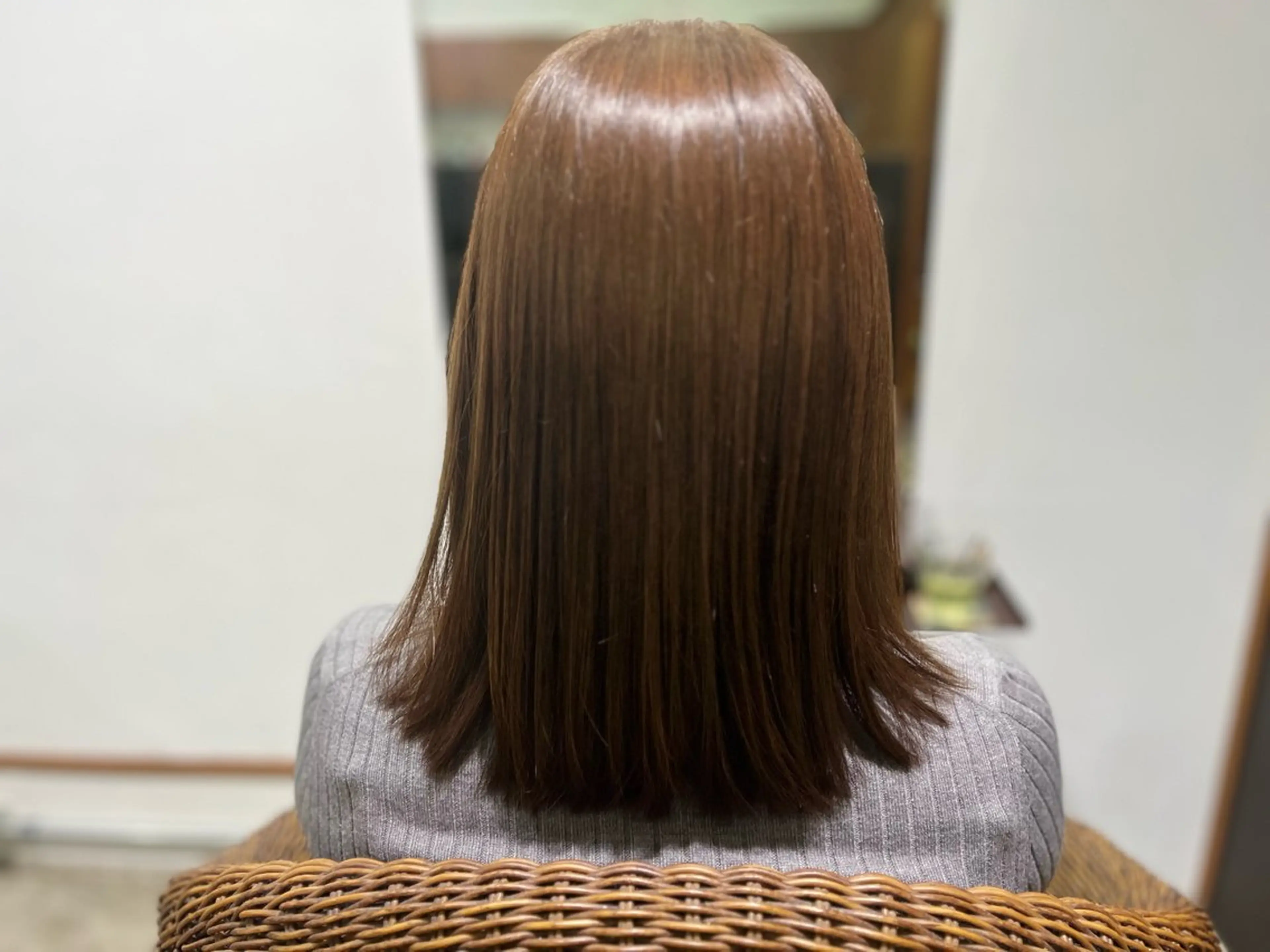 セミロング 廣谷 EMIのヘアスタイル