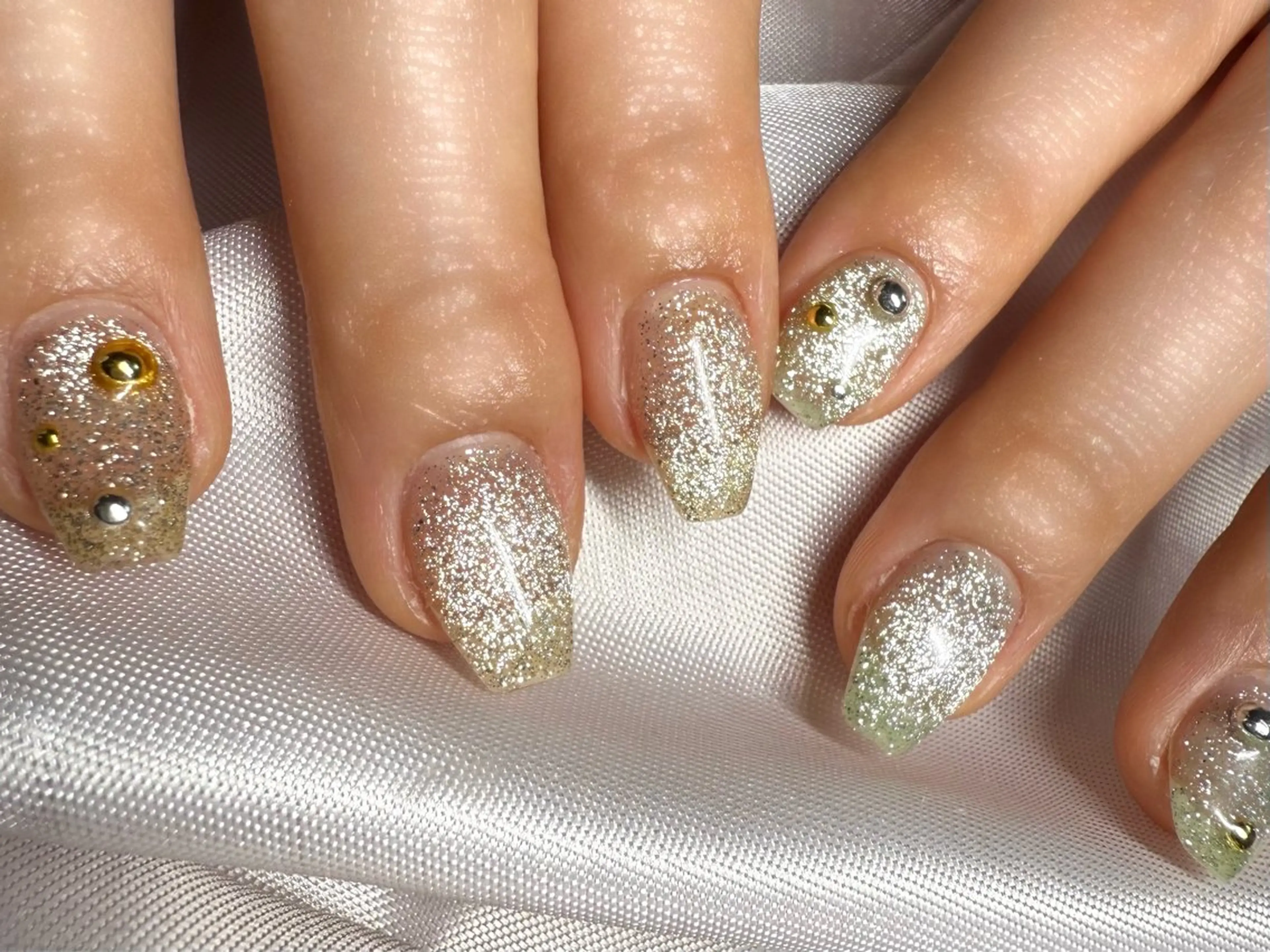 ネイル healing 【ヒルリン】のネイルデザイン