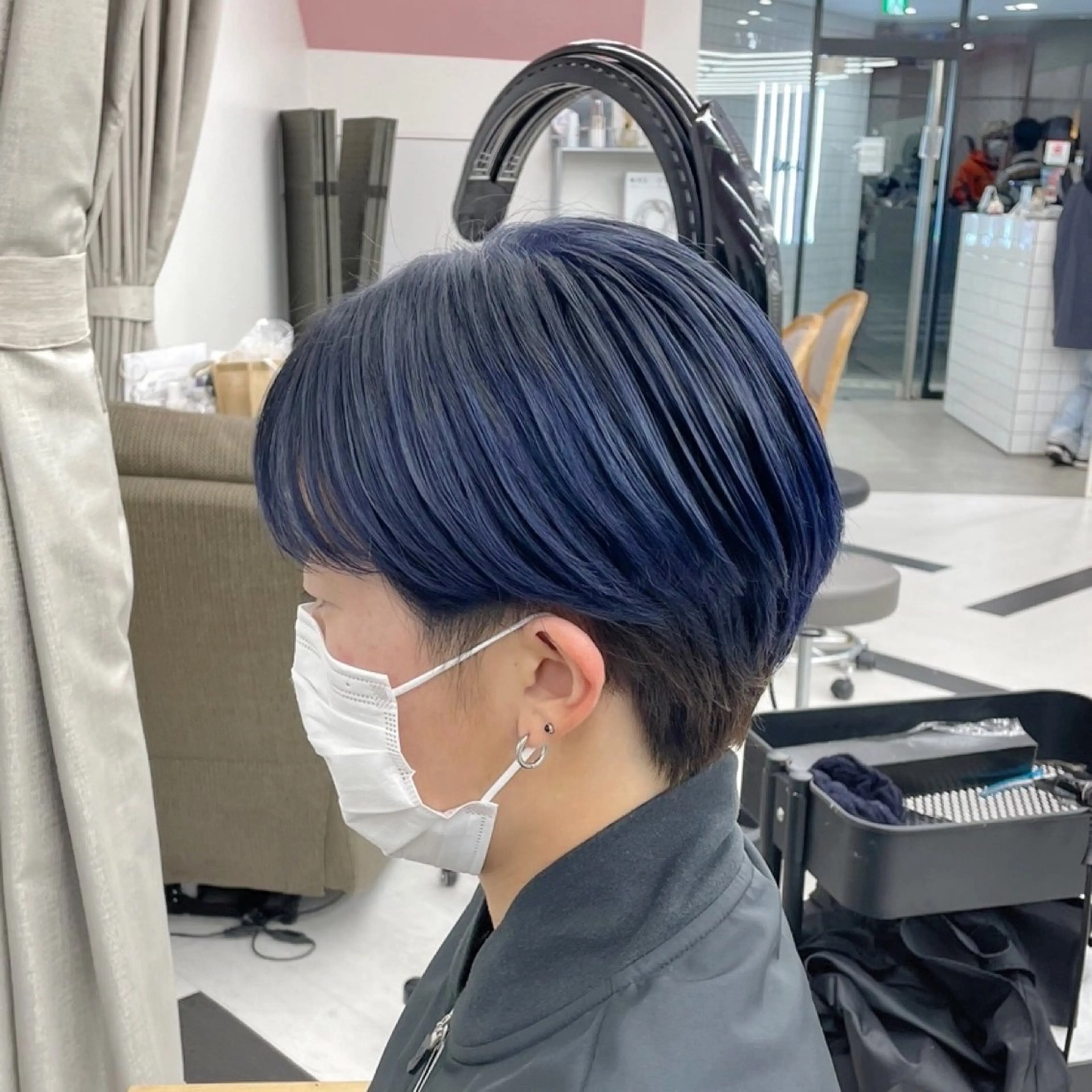 ミディアム カラー パーマ ヘアアレンジ メンズ ブルーカラー トリートメント mona/ ストレートスタイル✨のヘアスタイル