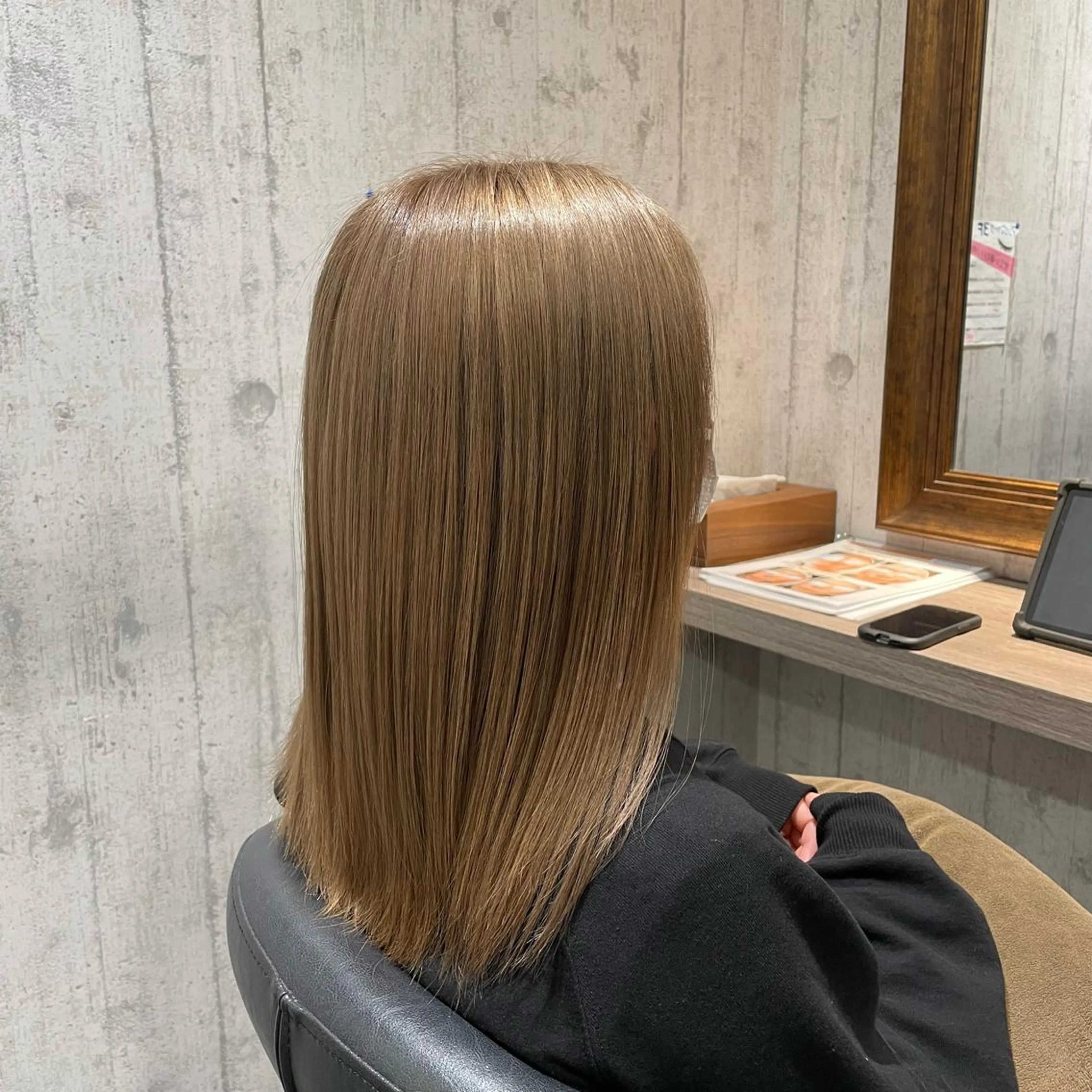 セミロング カラー ベージュカラー ミルクティーベージュ カット ヘアカラー Wataru 髪質改善カラー💎のヘアスタイル