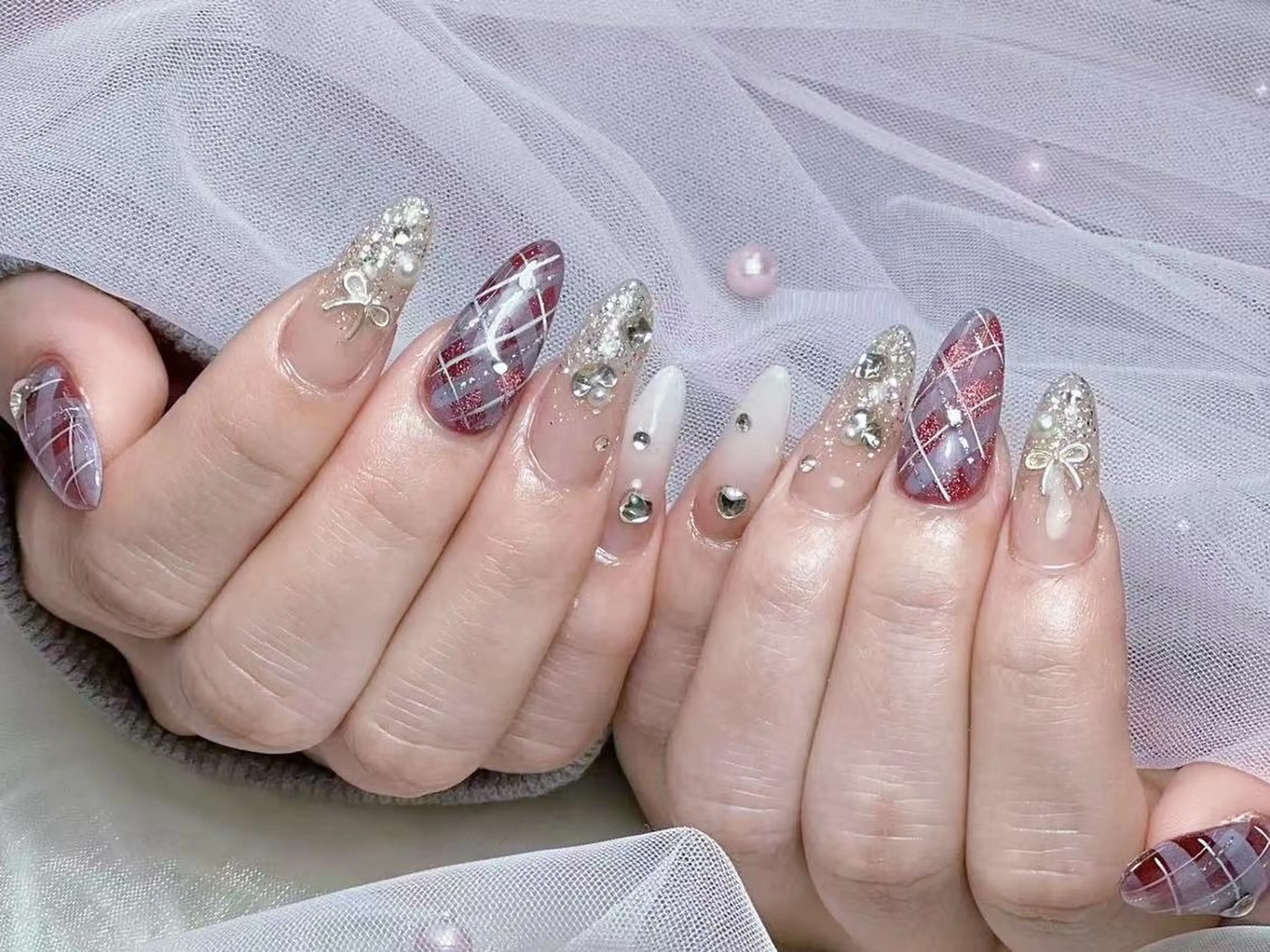 メンズ ネイル メンズ韓国風 アートネイル フレンチネイル ジェルネイル キラキラネイル Bloom kabukiのネイルデザイン