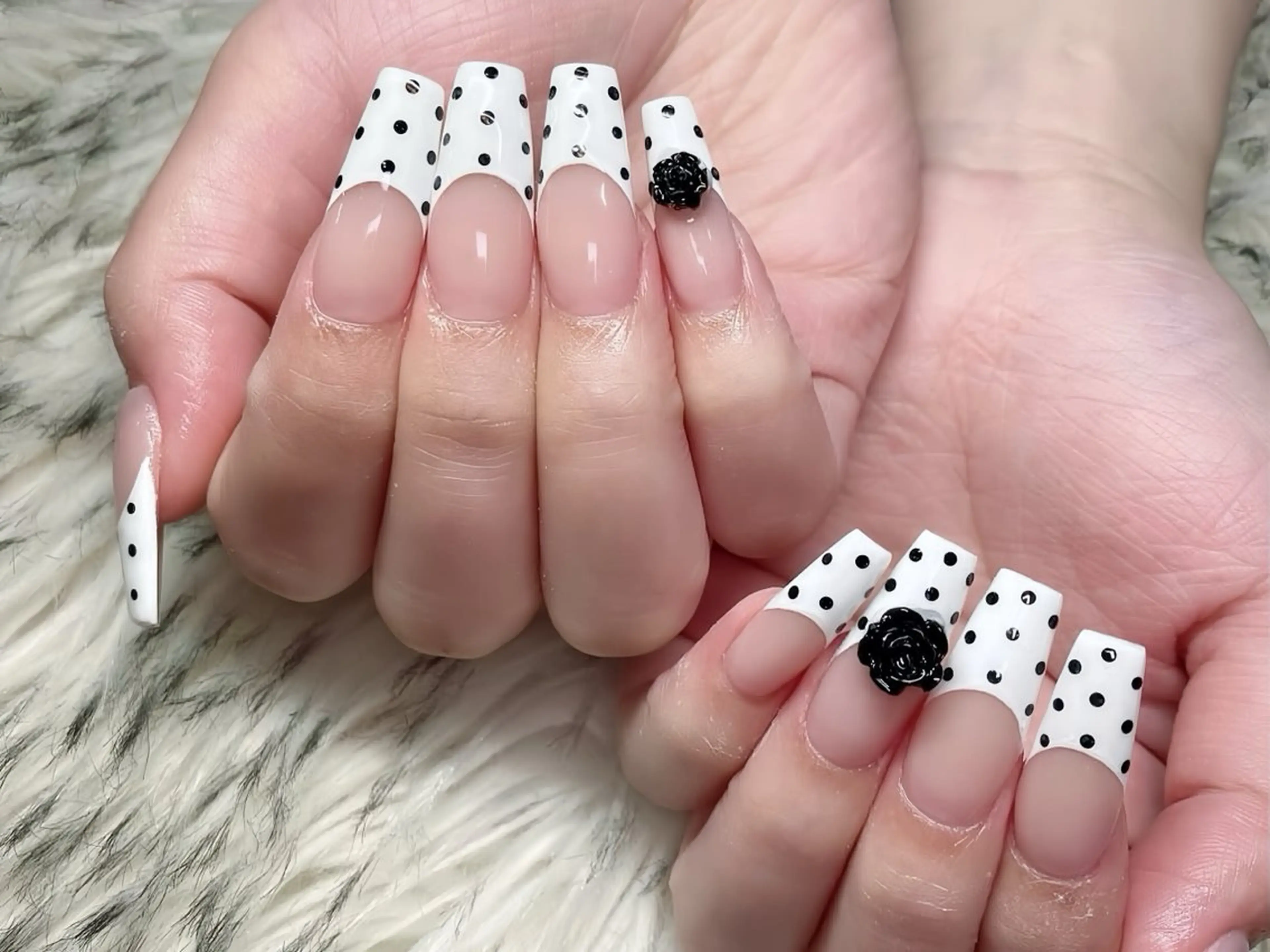 ネイル アートネイル フレンチネイル ジェルネイル 韓国ネイル ミラーネイル Rin Nail 新大久保店のネイルデザイン