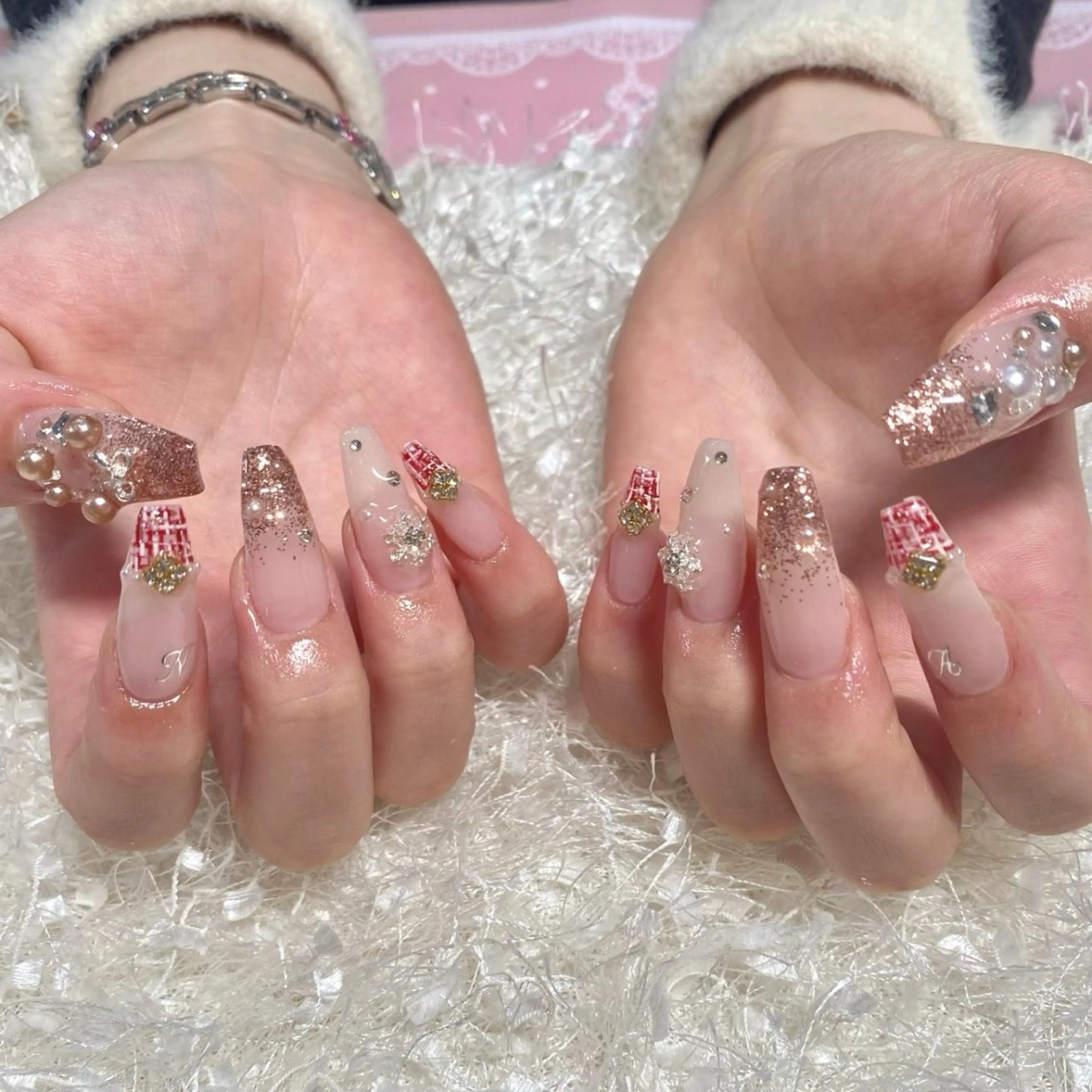 ネイル 長さ出し フレンチネイル ジェルネイル グラデーション 韓国ネイル ハンドネイル Nail&eye Belire 新宿のネイルデザイン