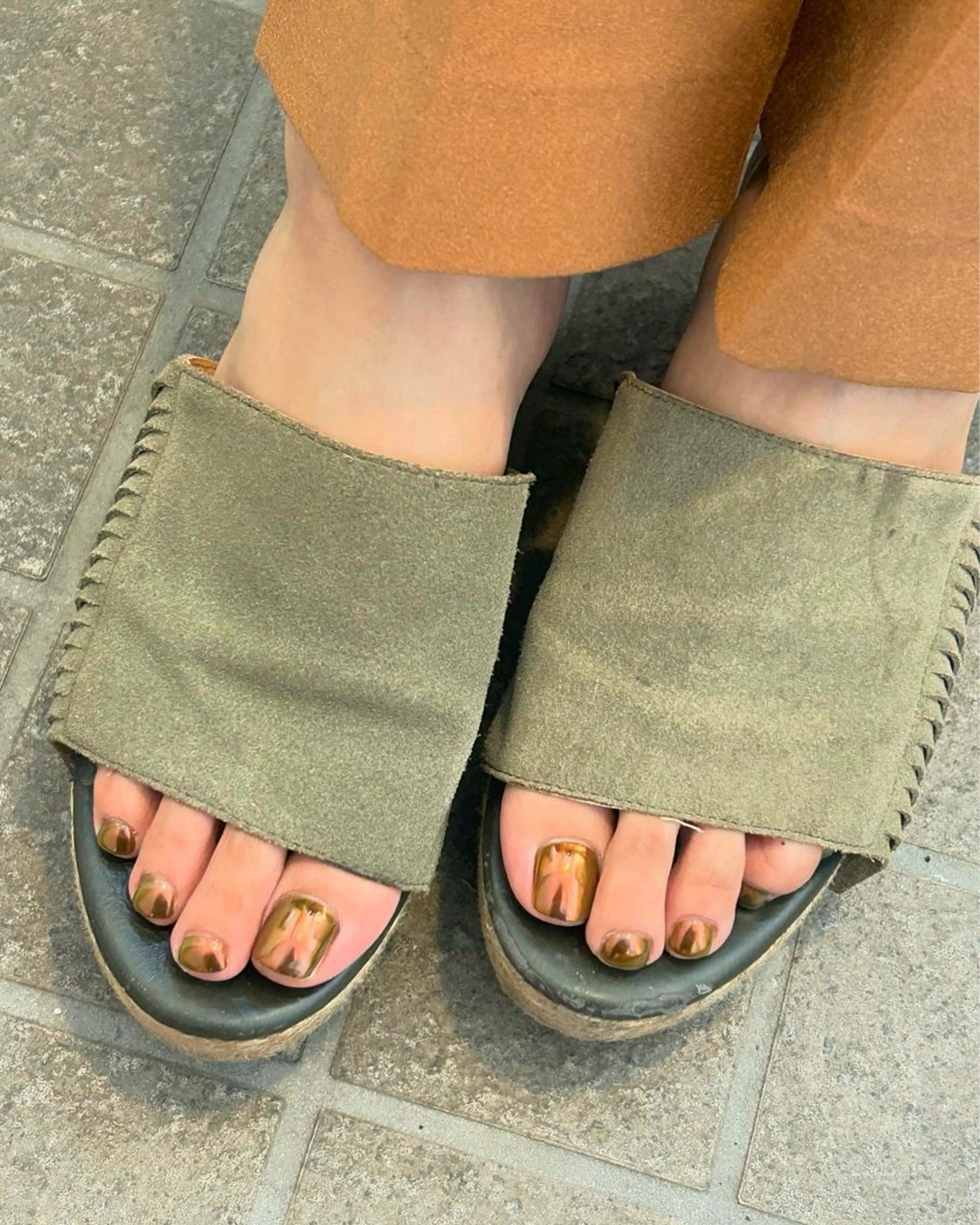 ネイル フットネイル ミラーネイル ワンカラーネイル フットネイル Aimer Ciel エメシエル大宮ネイルのネイルデザイン