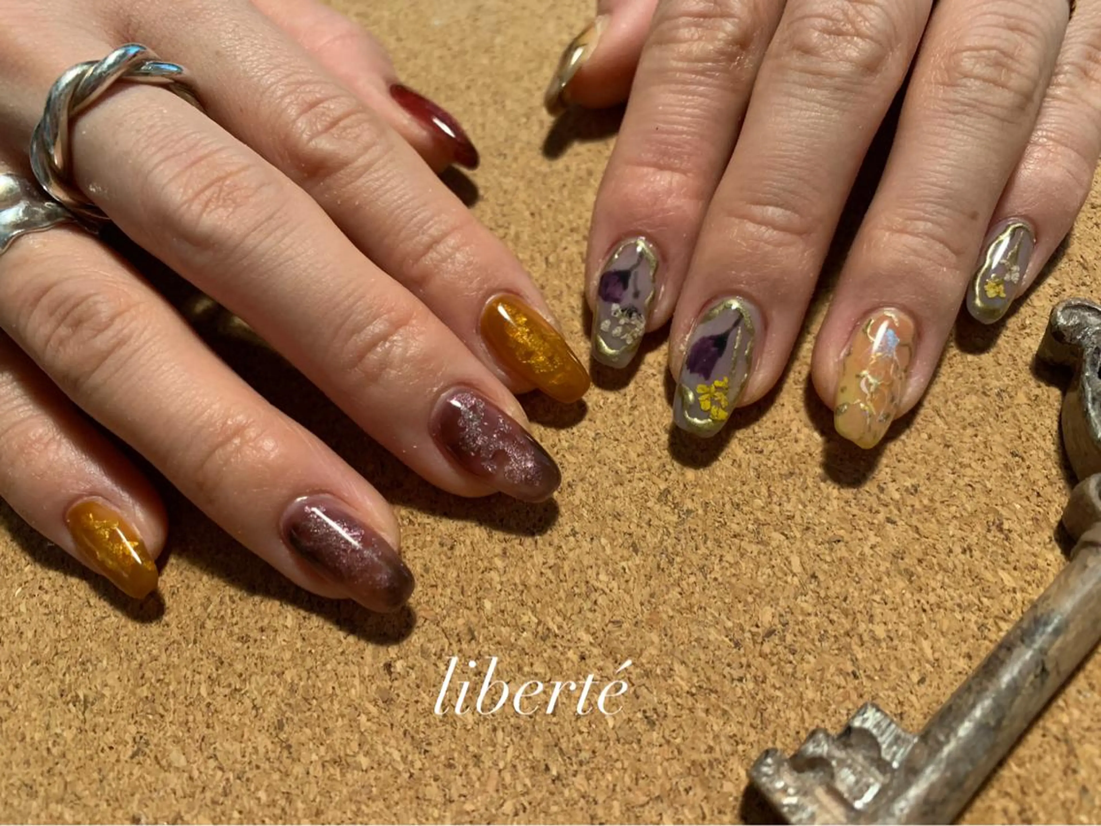 ネイル liberté (リベルテ)のネイルデザイン