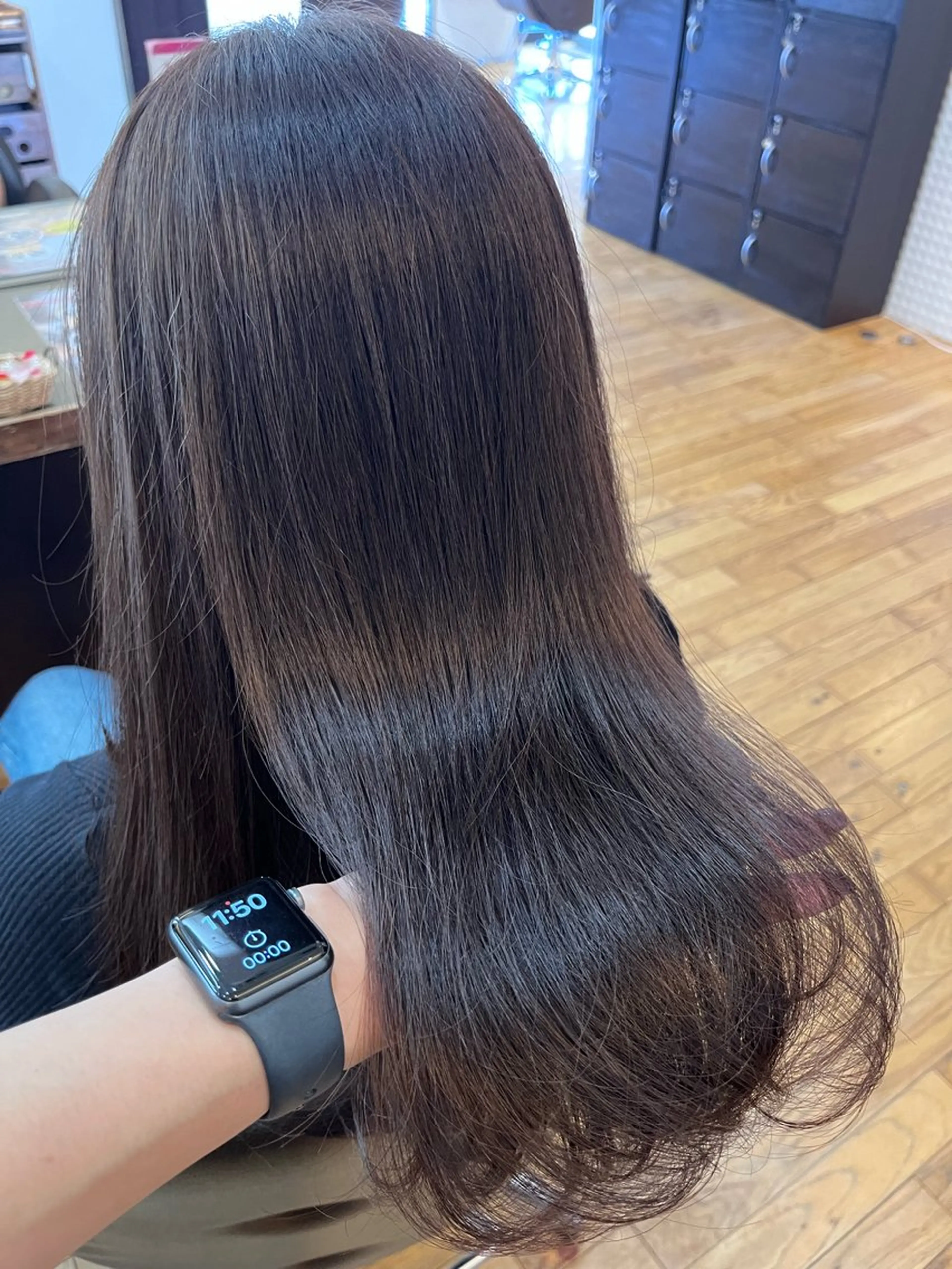 ロング カラー ベージュカラー ラベンダーカラー ラベンダーベージュ 透明感艶カラー/ 岡田澪香のヘアスタイル