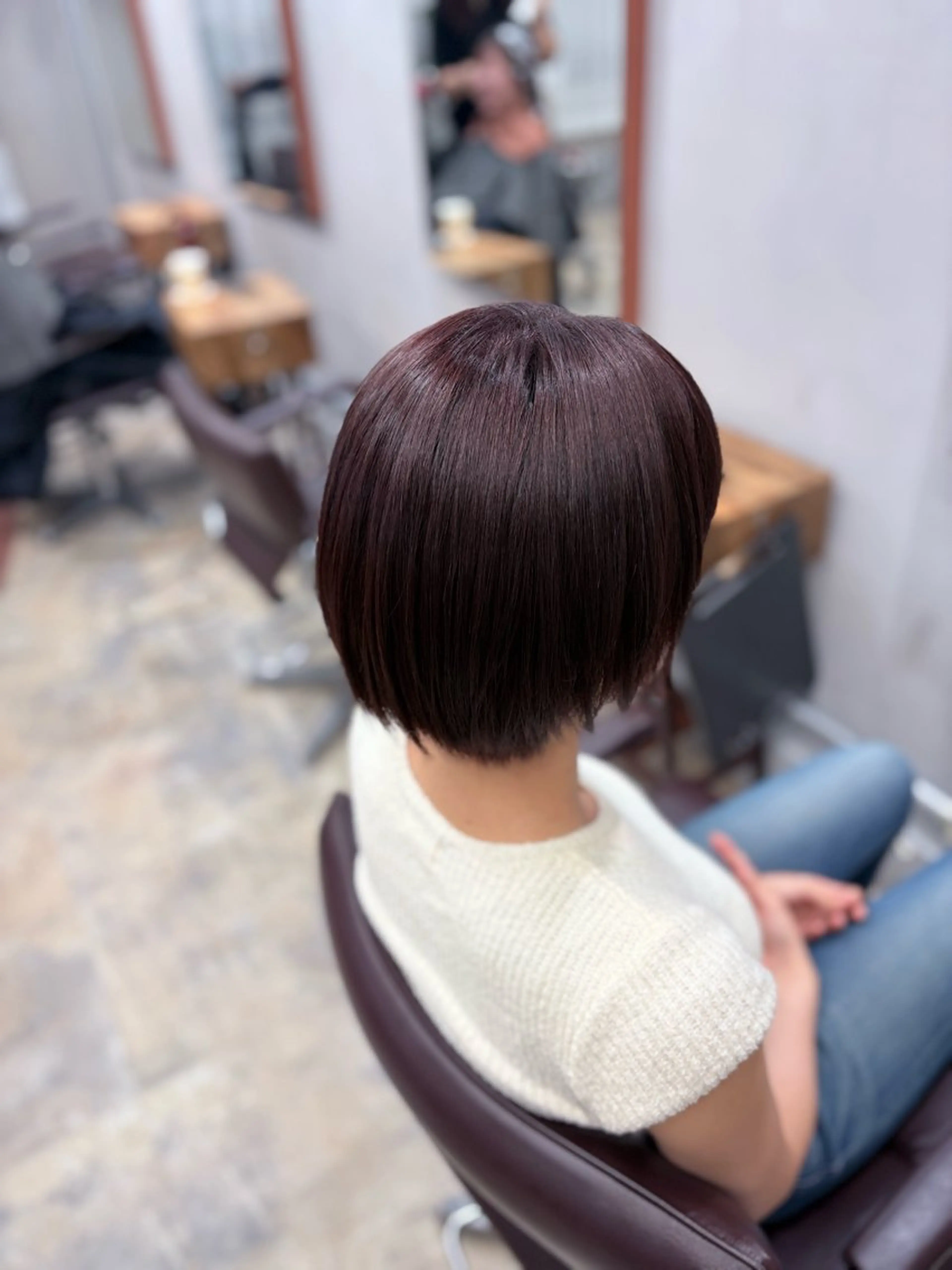 ショート パープルカラー 寺下 璃桜のヘアスタイル