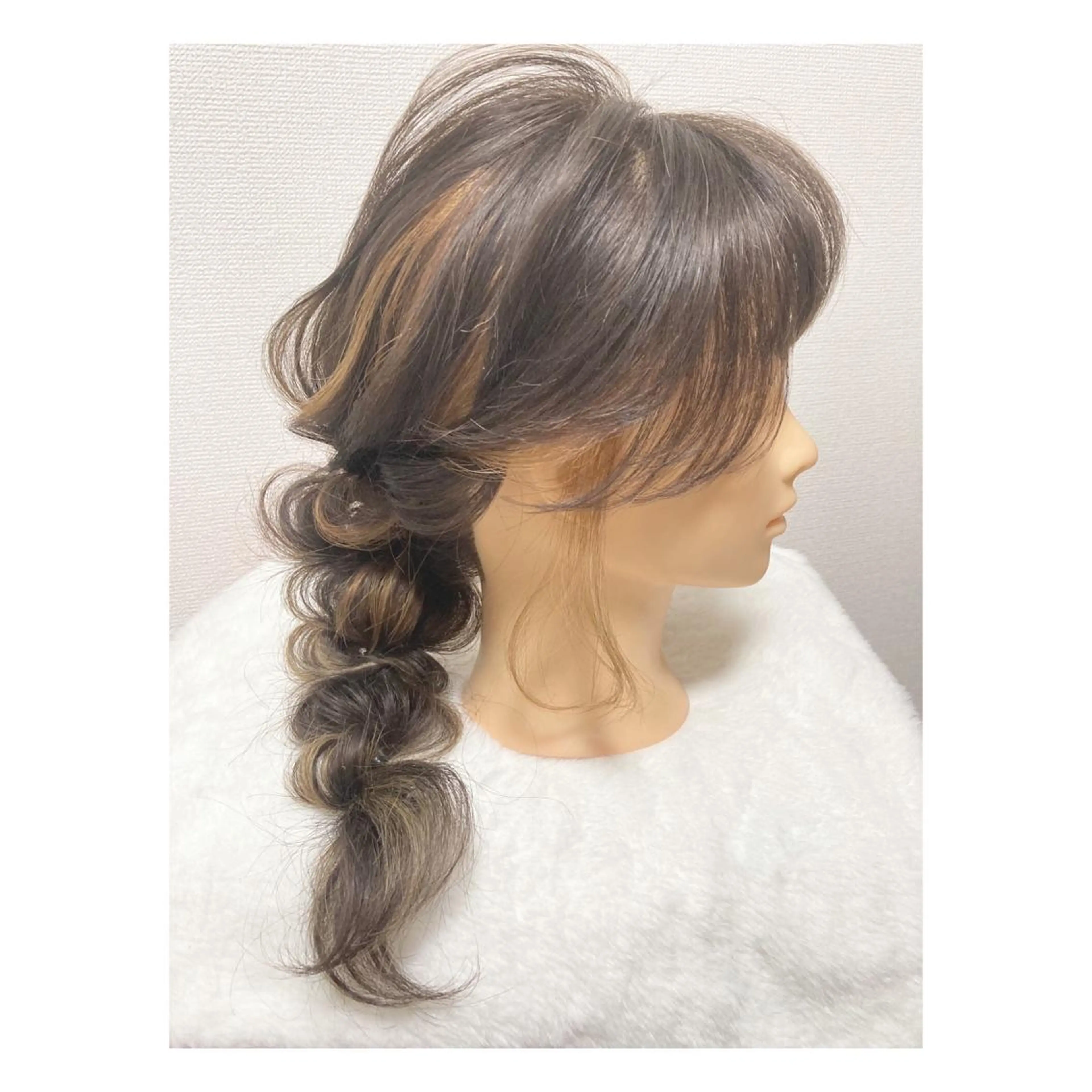 ヘアアレンジ あやかショート 白髪ぼかしのヘアスタイル