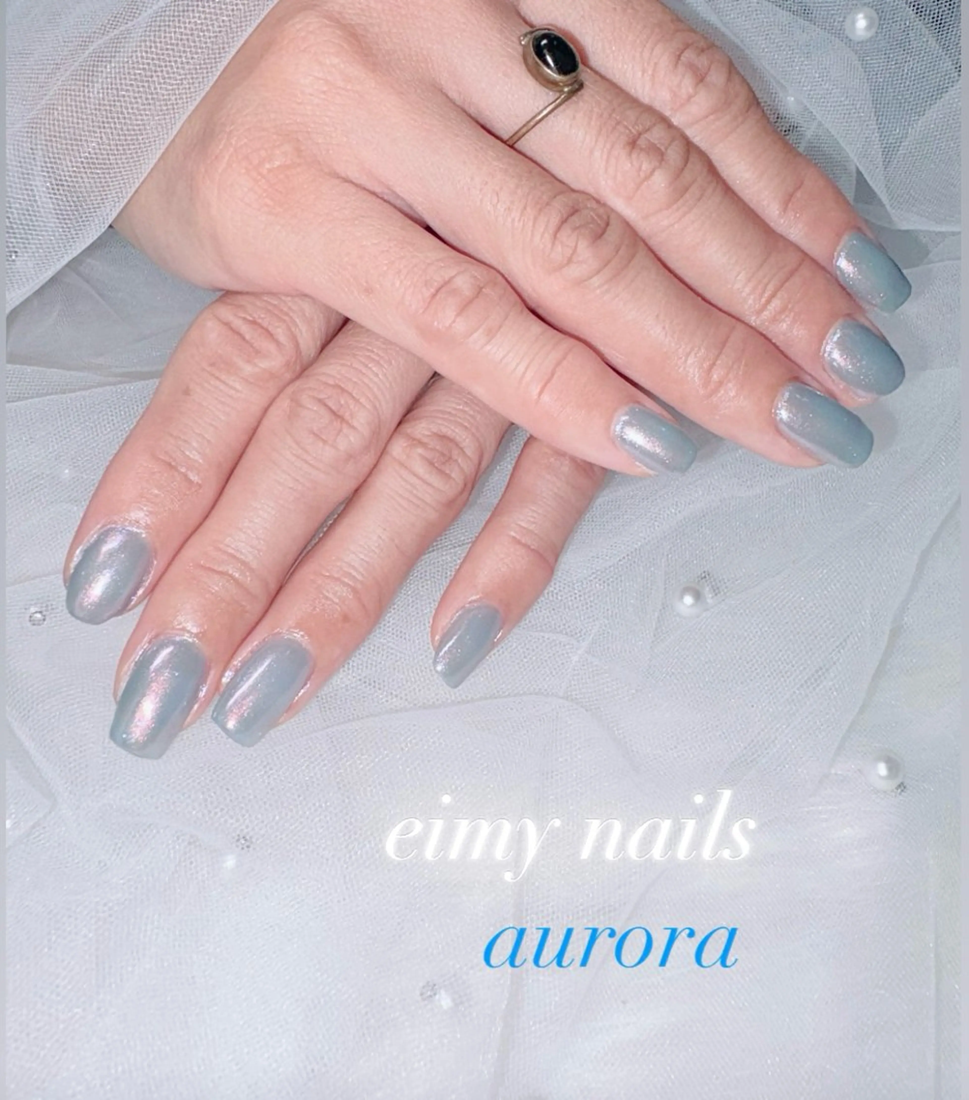 ネイル オーロラネイル ブルー ワンカラーネイル ハンドネイル eimy nails♡のネイルデザイン