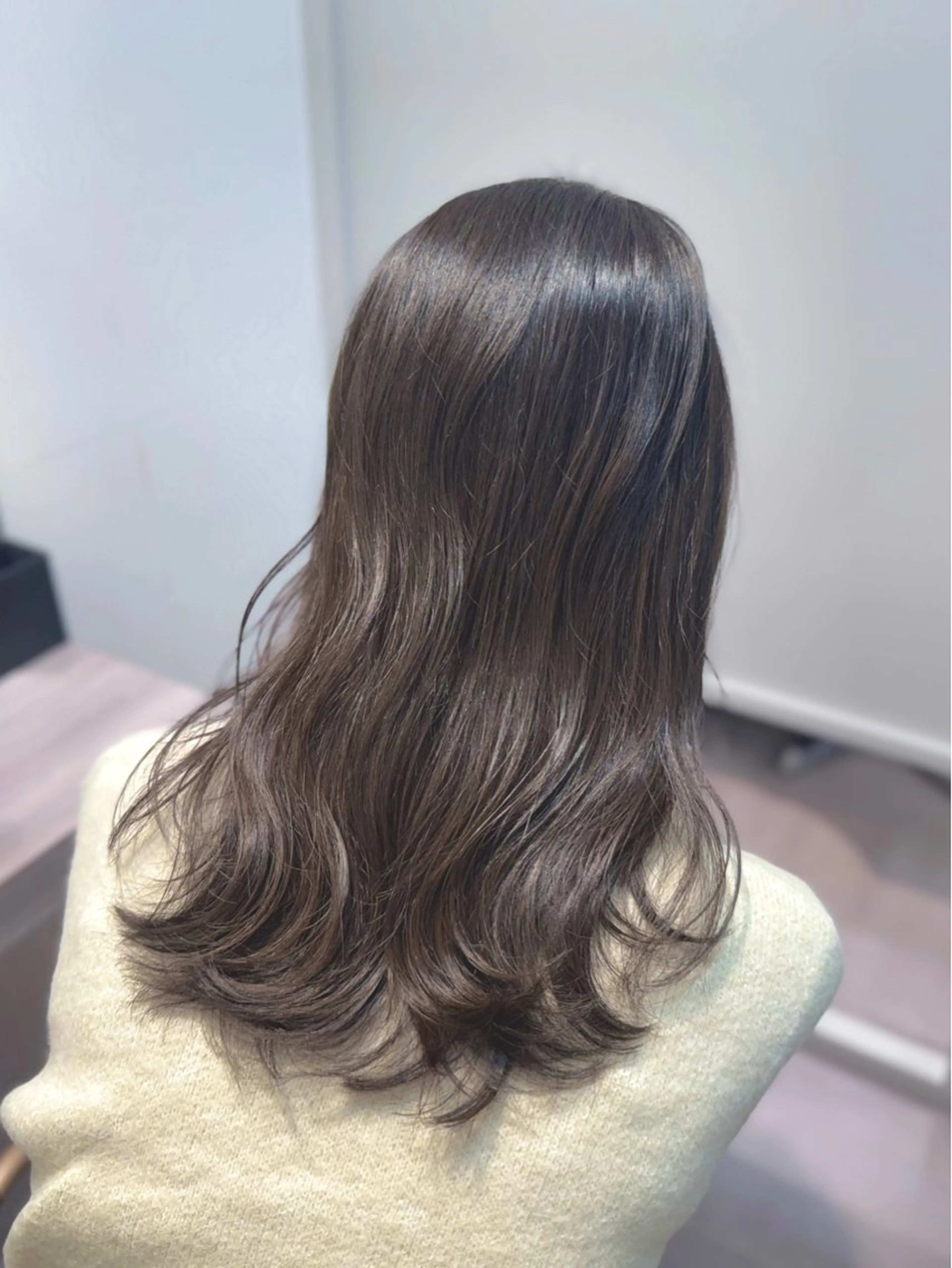 ロング カラー 渡邉 美咲のヘアスタイル
