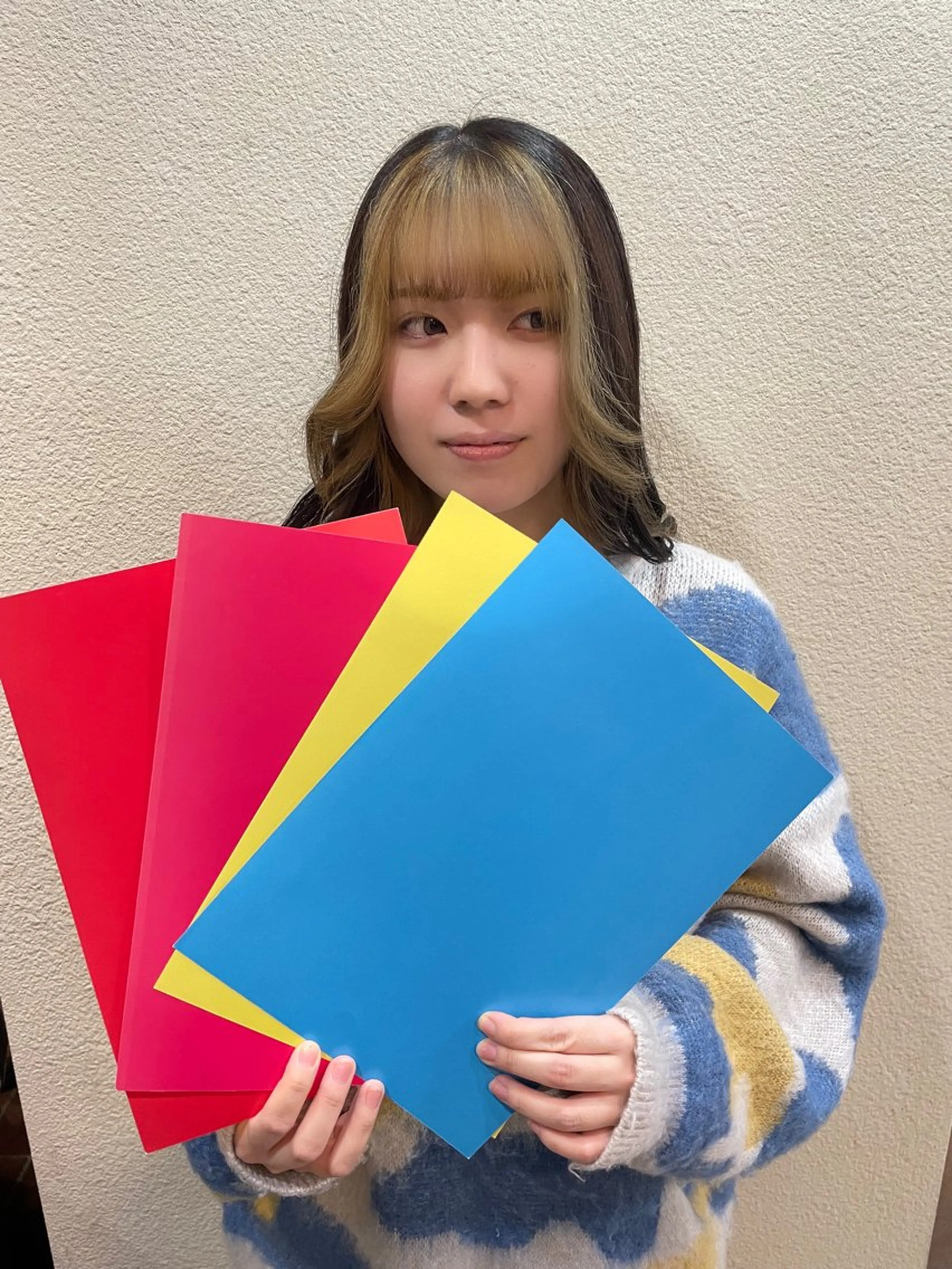 ロング カラー ヘアカラー トリートメント ハイトーン/レイヤー 似合わせ・ユキノのヘアスタイル