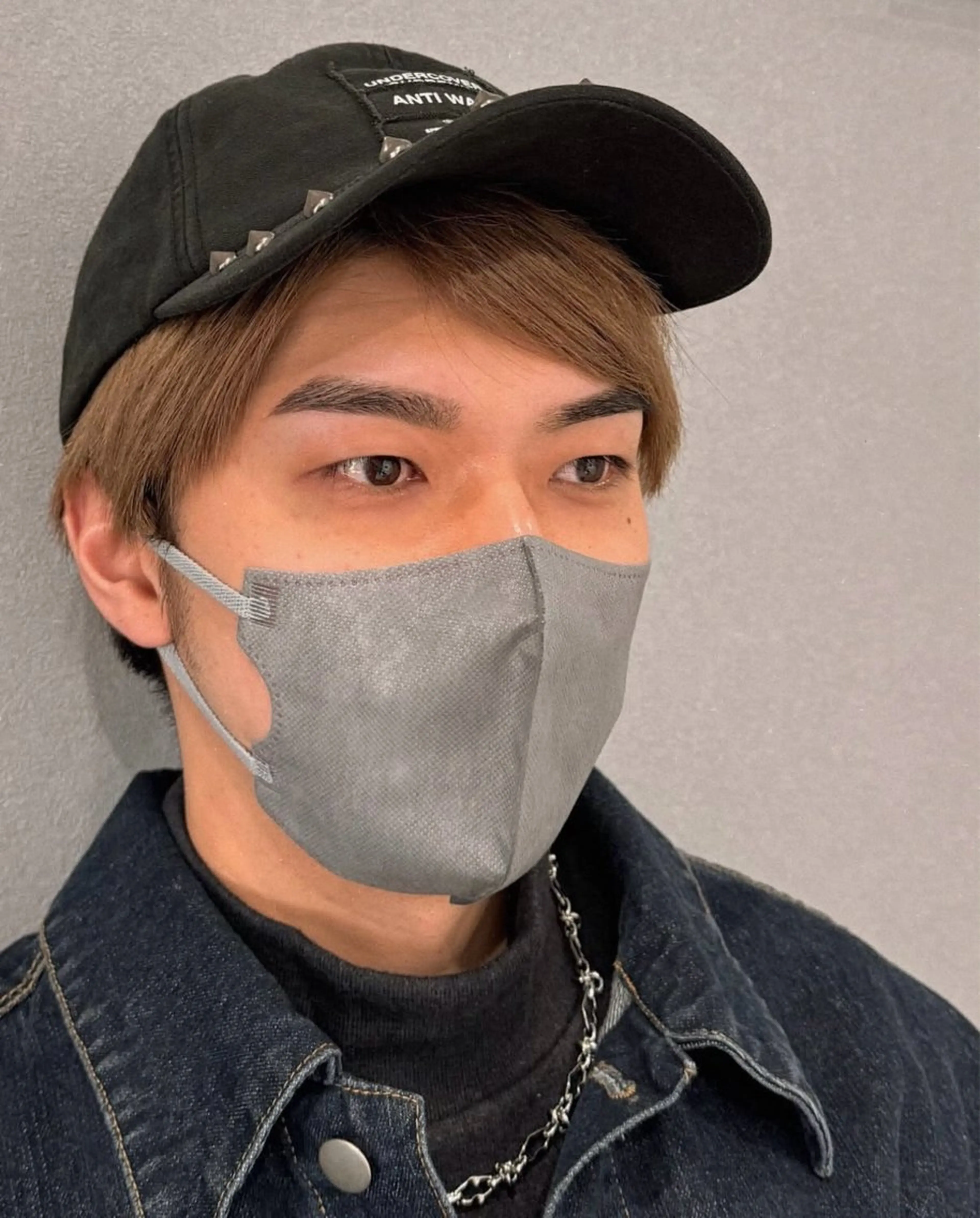 メンズ アイブロウ ワックス脱毛 安済 ひとみの眉毛・アイブロウイメージ