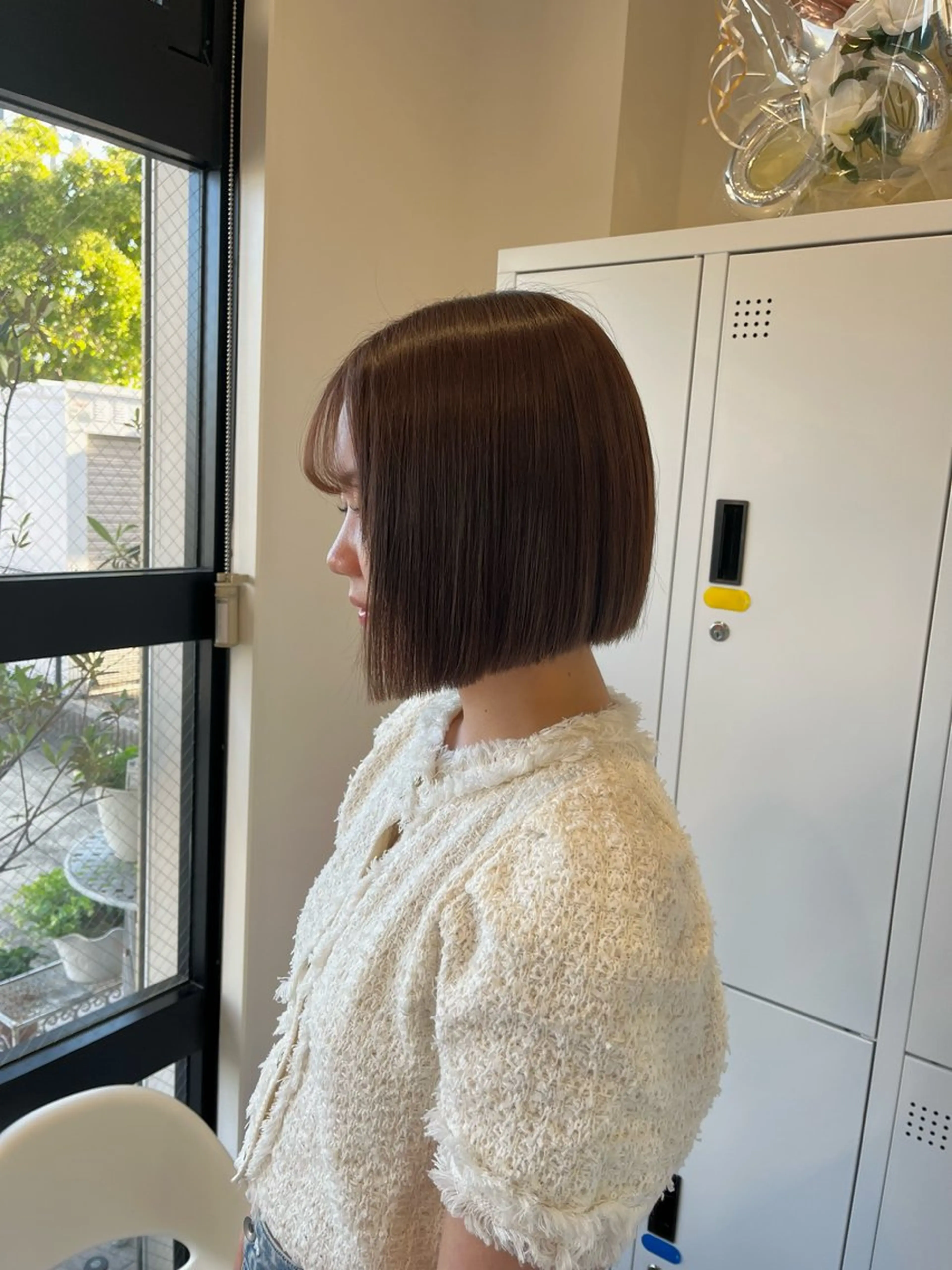 ショート 切りっぱなしボブ ボブ カット オリーブカラー/ 縮毛矯正 マナミ🎀のヘアスタイル