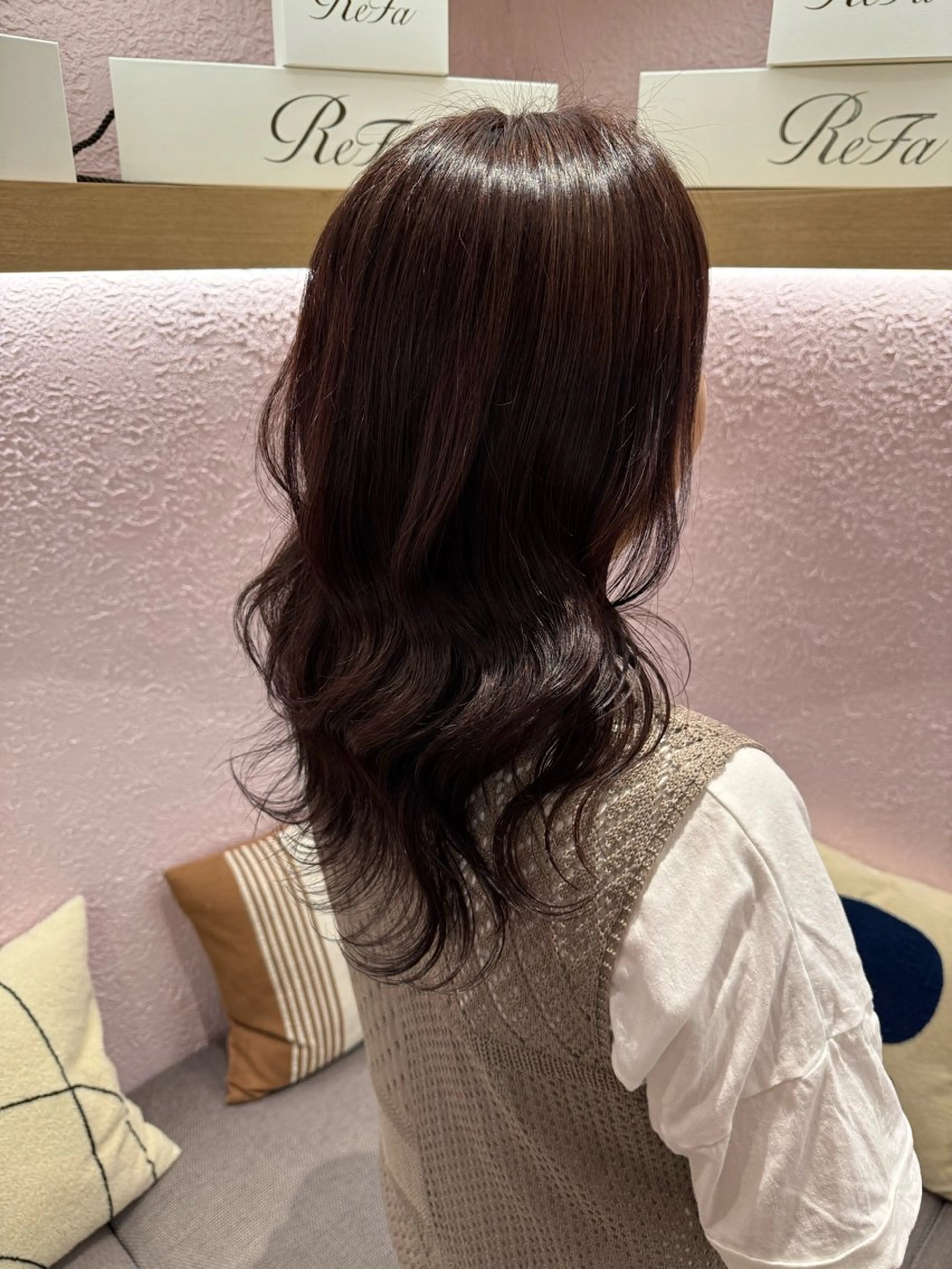 セミロング カラー ヘアアレンジ merc.🦋菱谷 はなのヘアスタイル