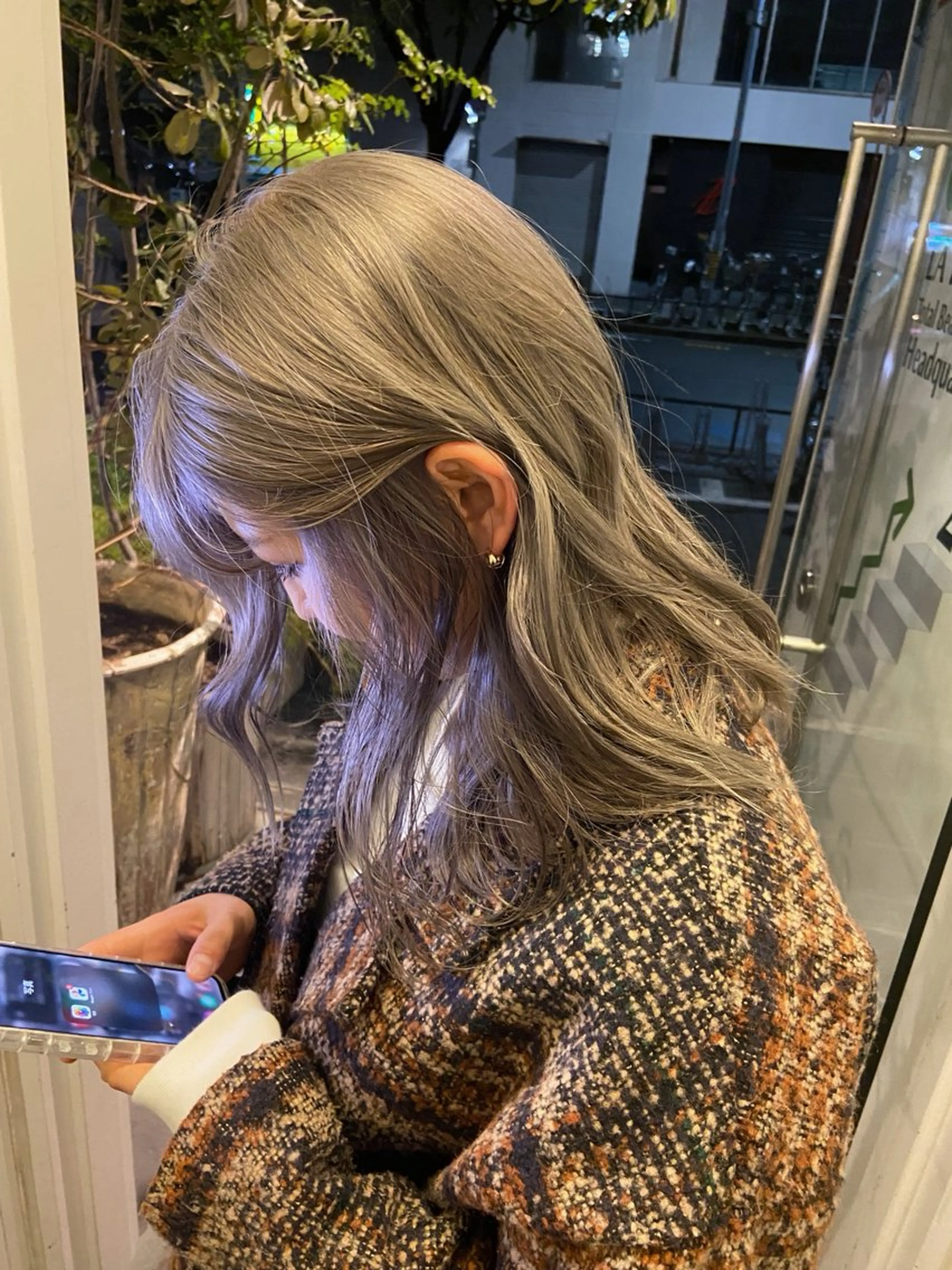 ミディアム 加藤 こゆきのヘアスタイル