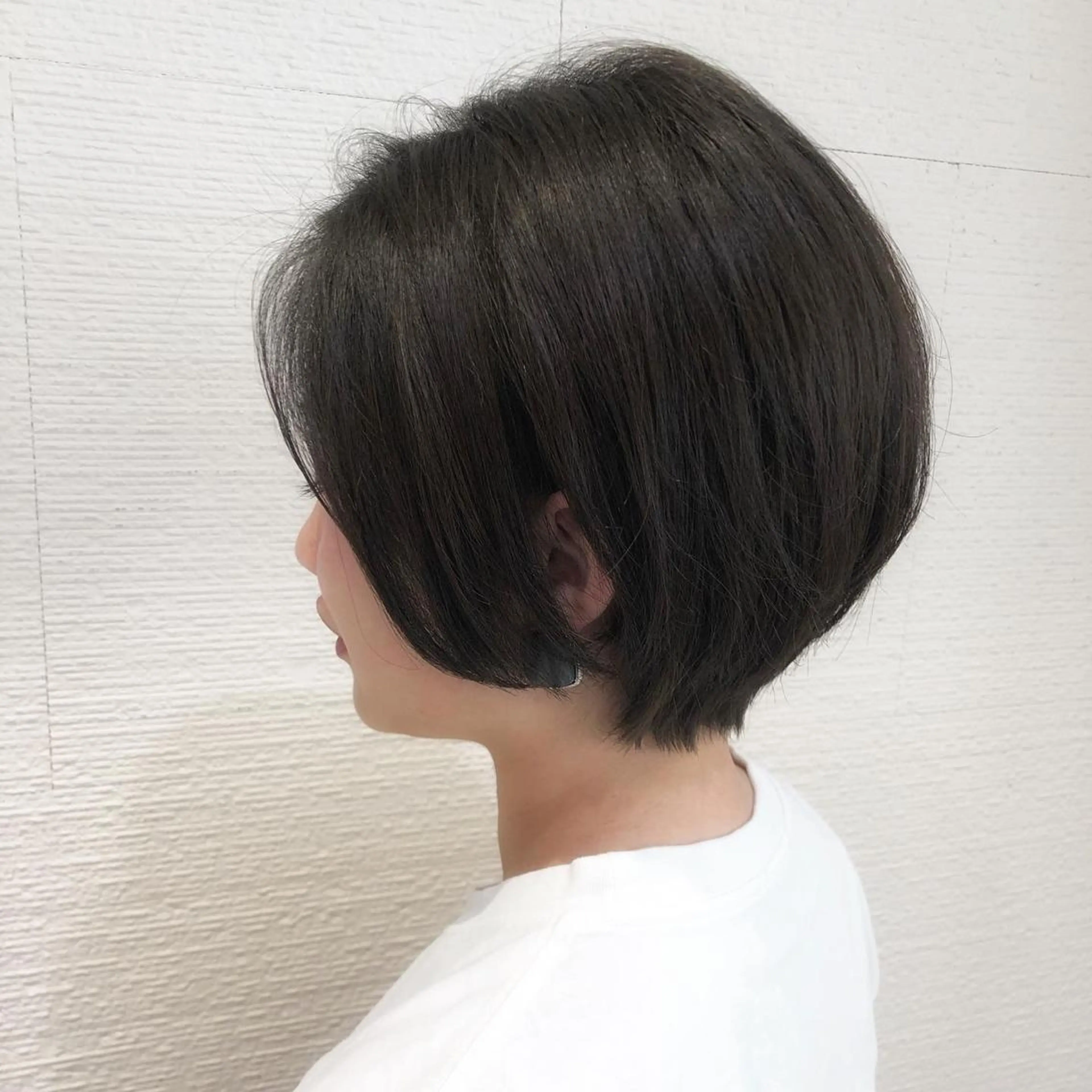 ショート 三鷹で1番ショート ボブをカットする新谷のヘアスタイル