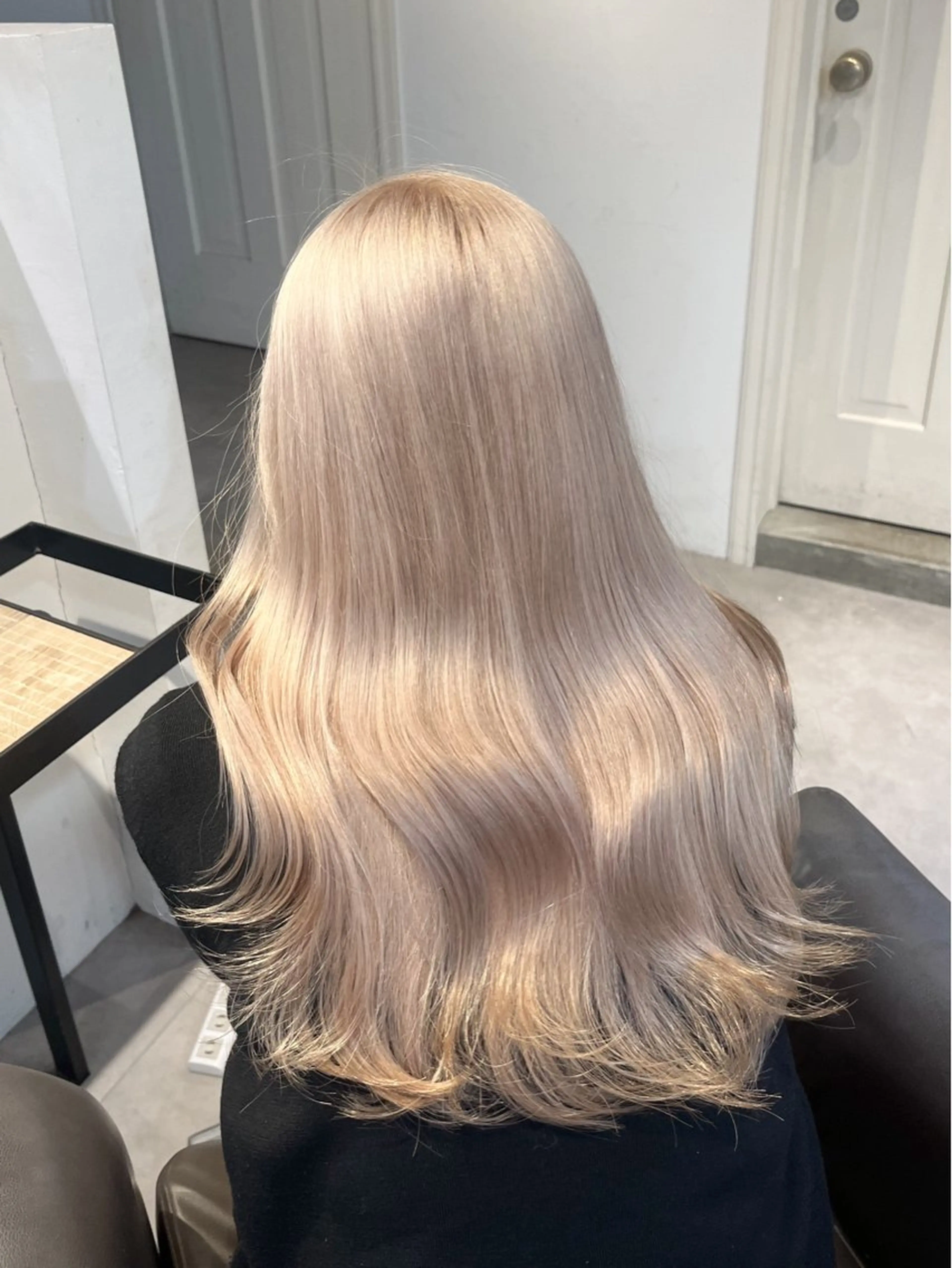ロング カラー 佐藤 かえでのヘアスタイル