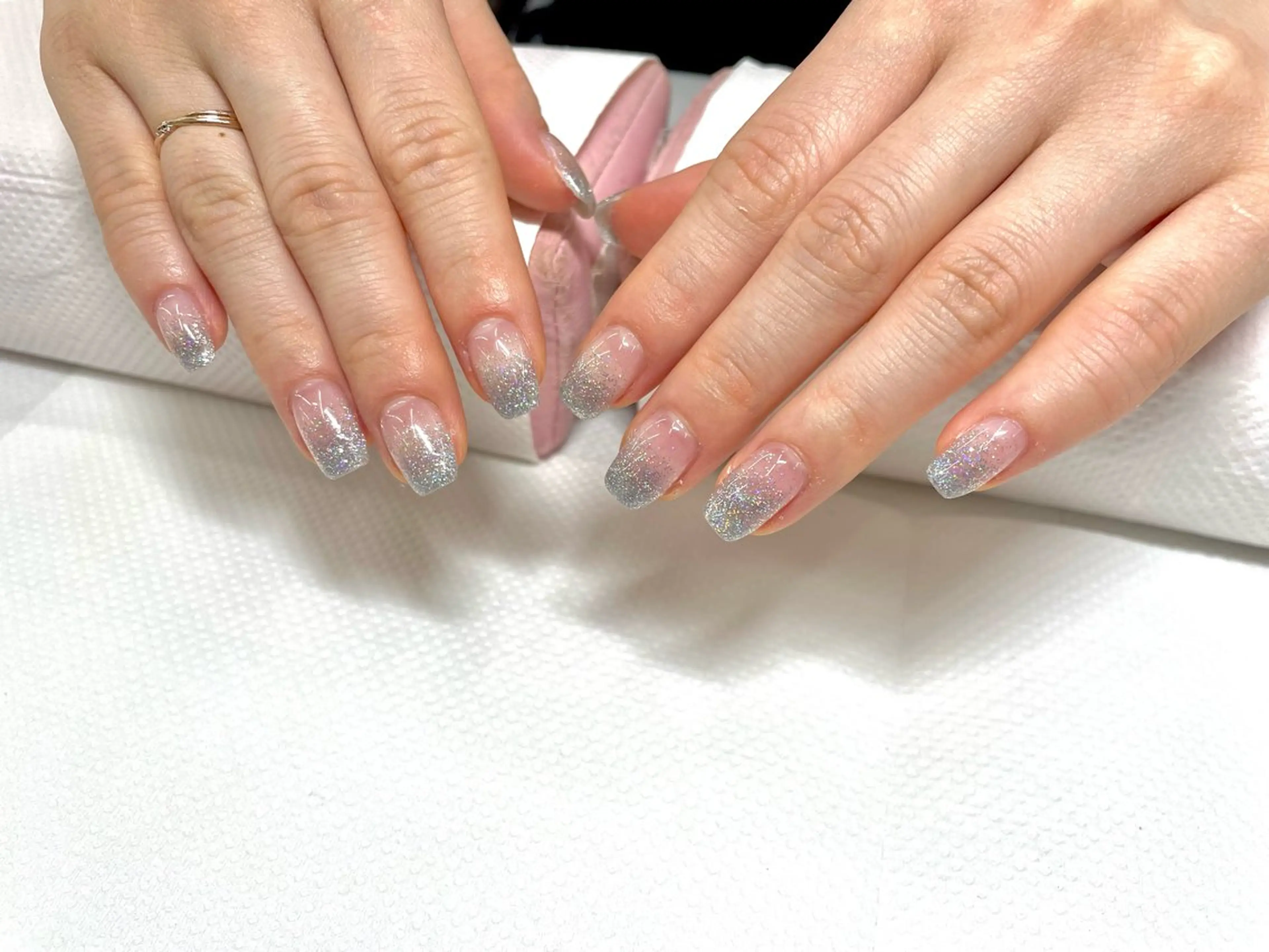 ネイル グラデーション ラメ(グリッター) ラメグラデーション MAXKELLY大阪所属・Hosokawa Sayakaのネイルデザイン