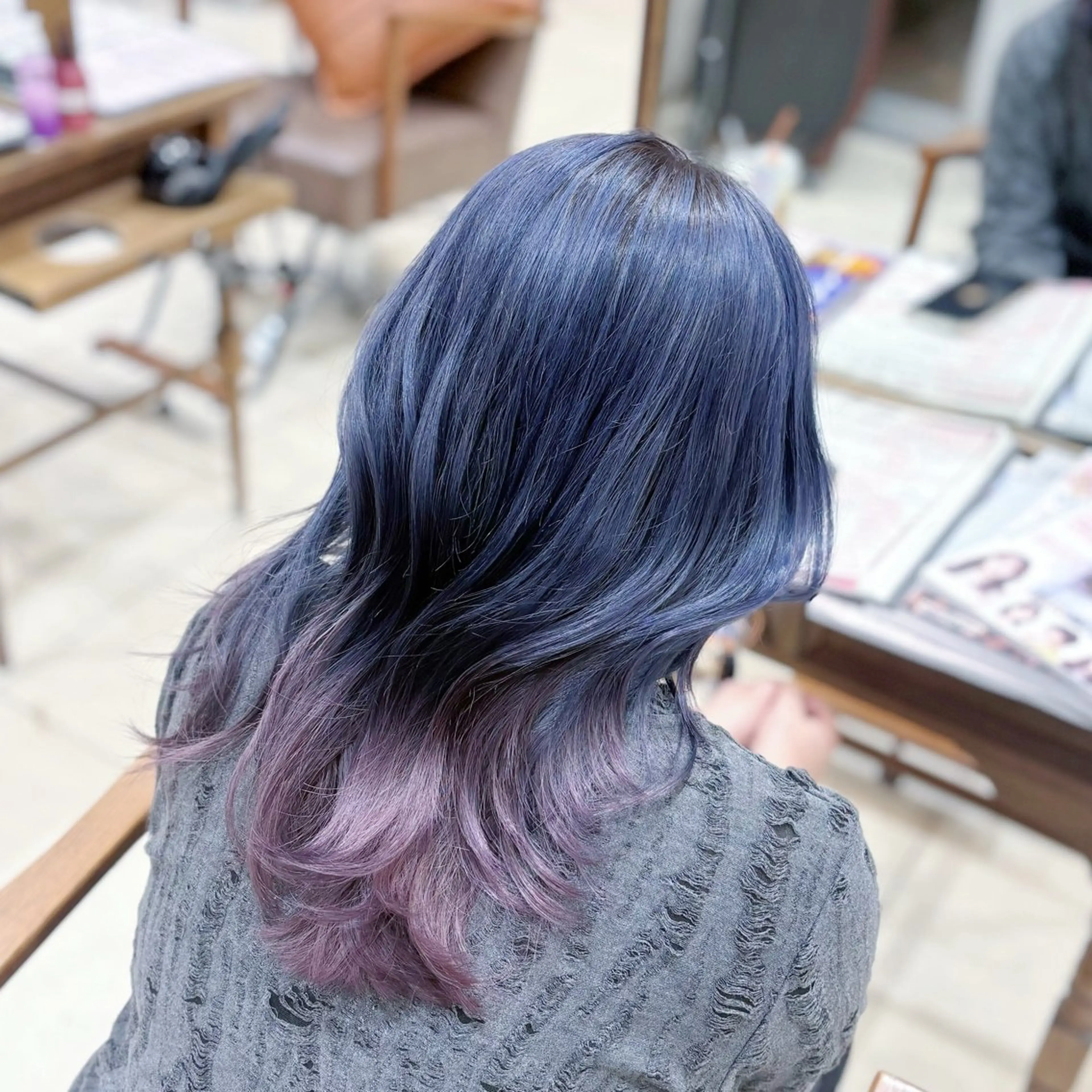 ショート カラー ヘアカラー トリートメント 寒色/デザインカラー 🪽_マヒルのマツエク・マツパデザイン