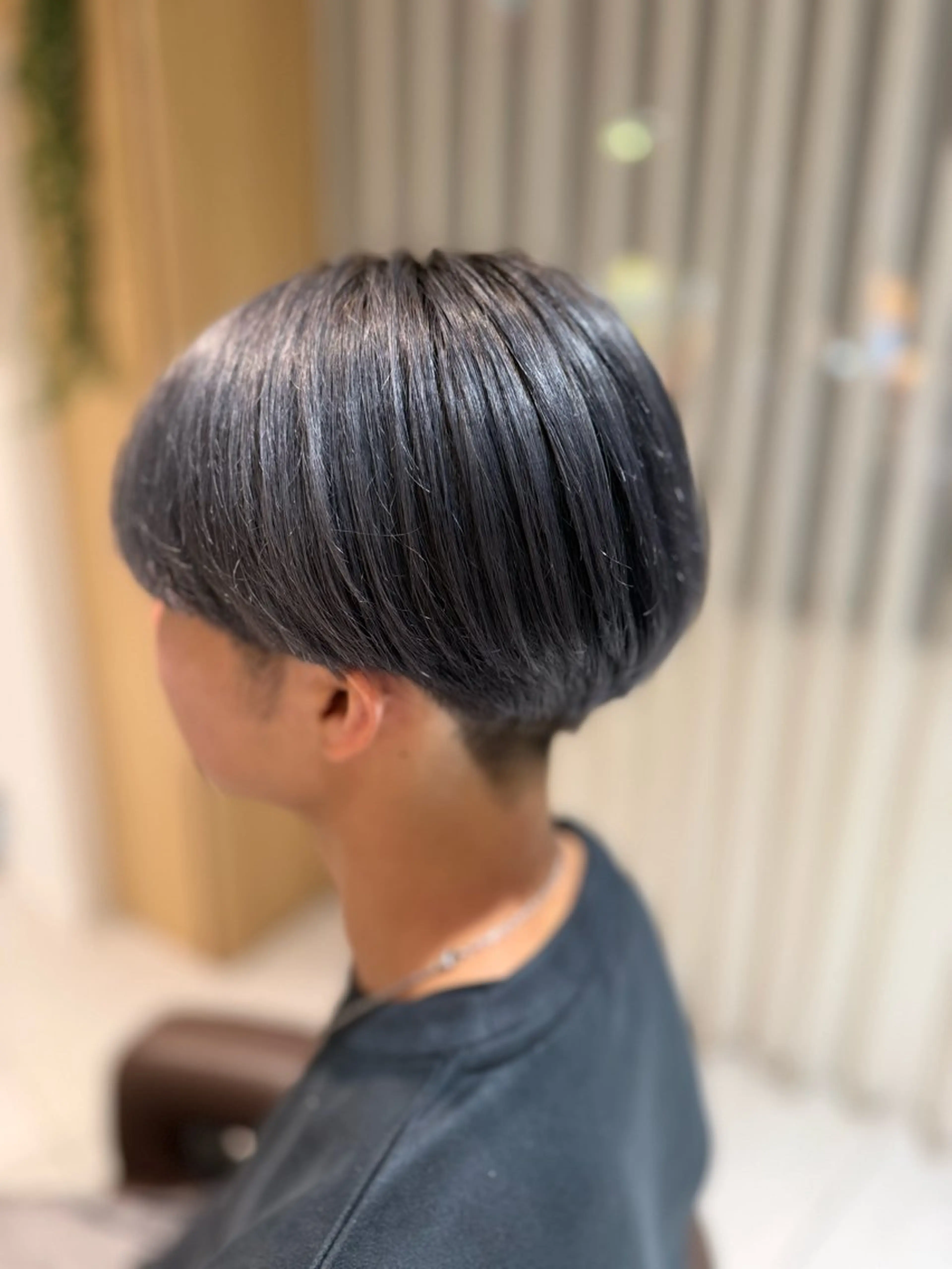 カラー メンズ 中西 優吾のヘアスタイル