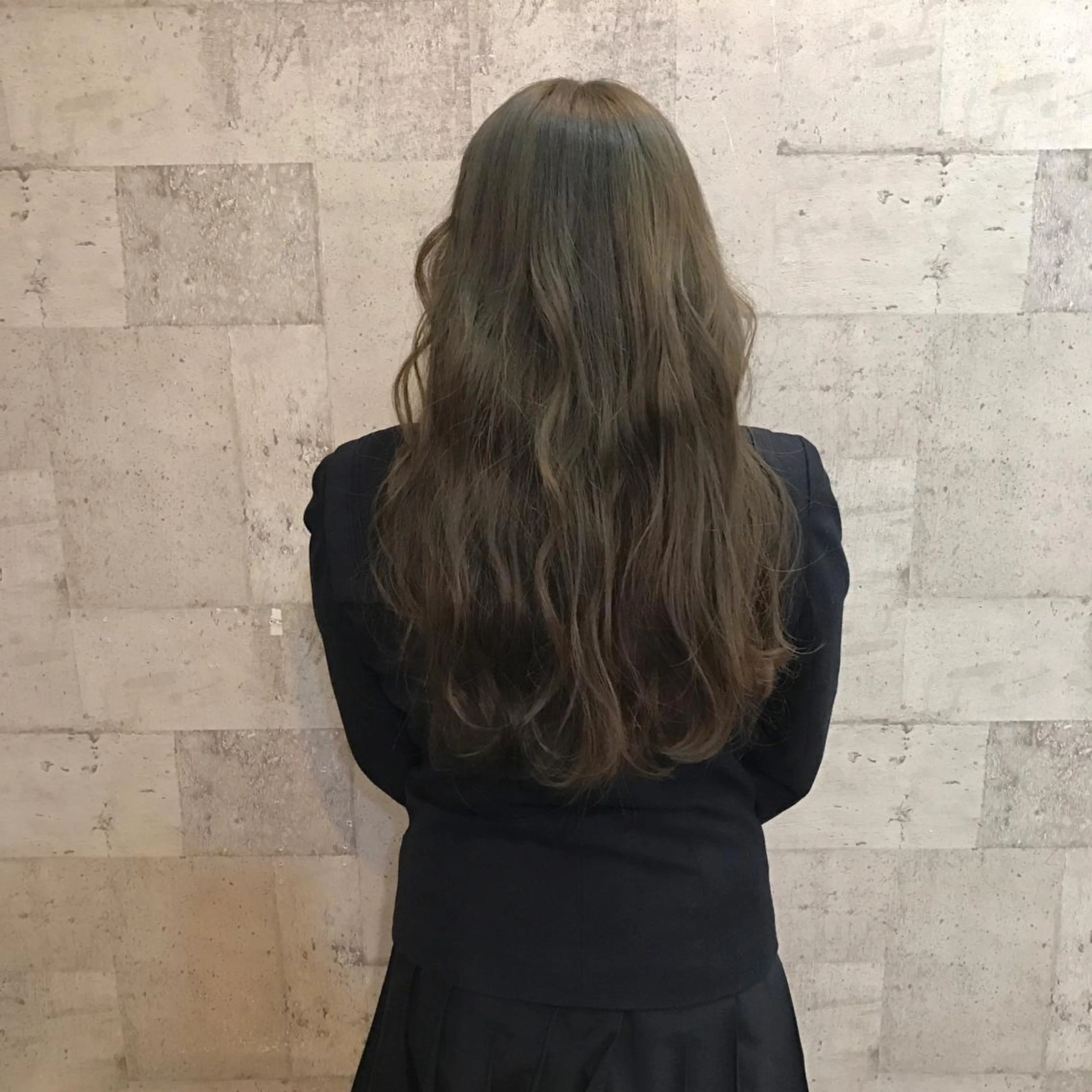 ロング カラー グレージュ インナーカラー/天神 ブリーチ/吉田のヘアスタイル