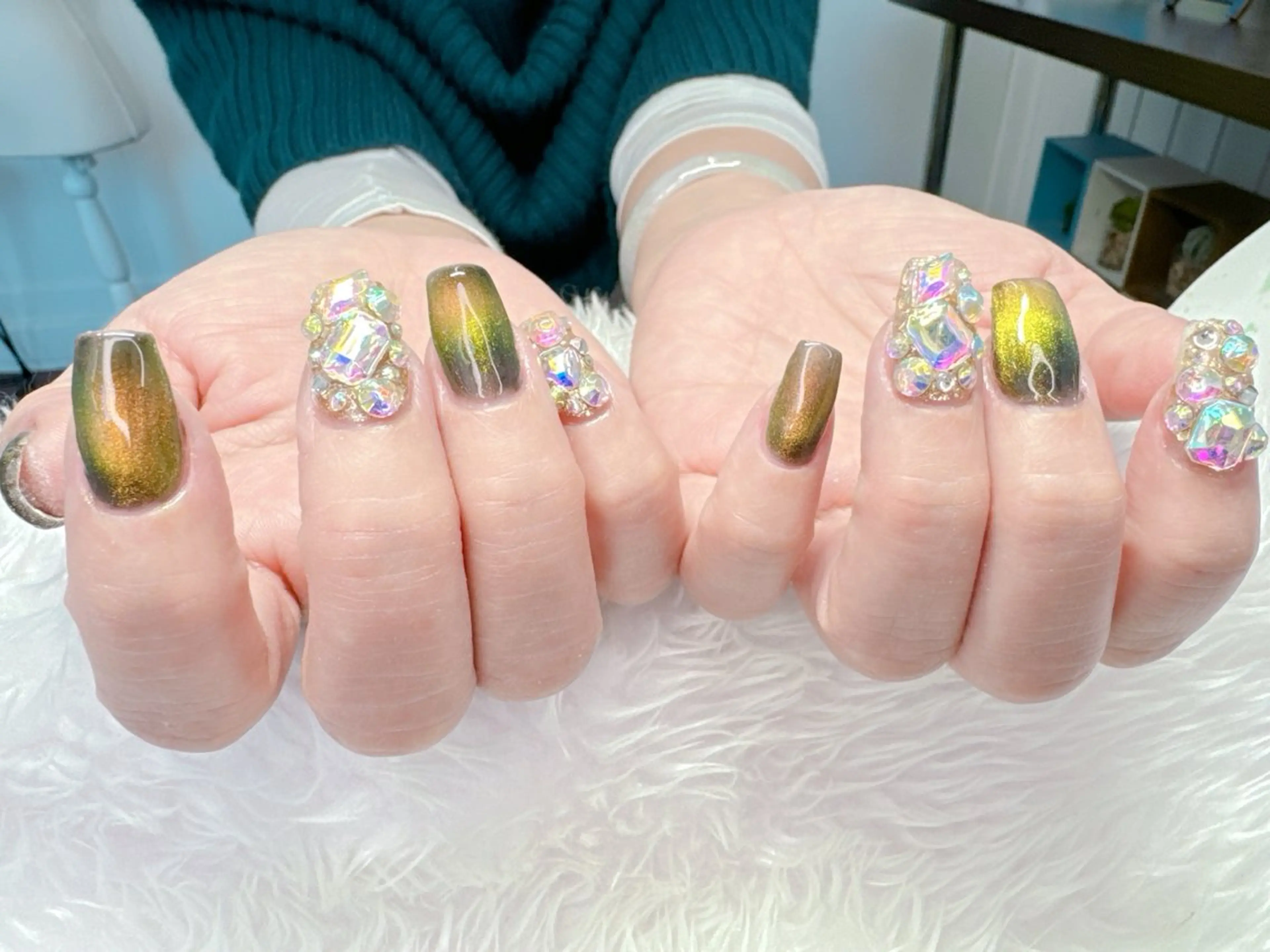 ロング ハンドネイル ハンドケア ネイルサロン HARRYS所属・ネイル･脱毛サロン HARRYSのエステ・リラクイメージ