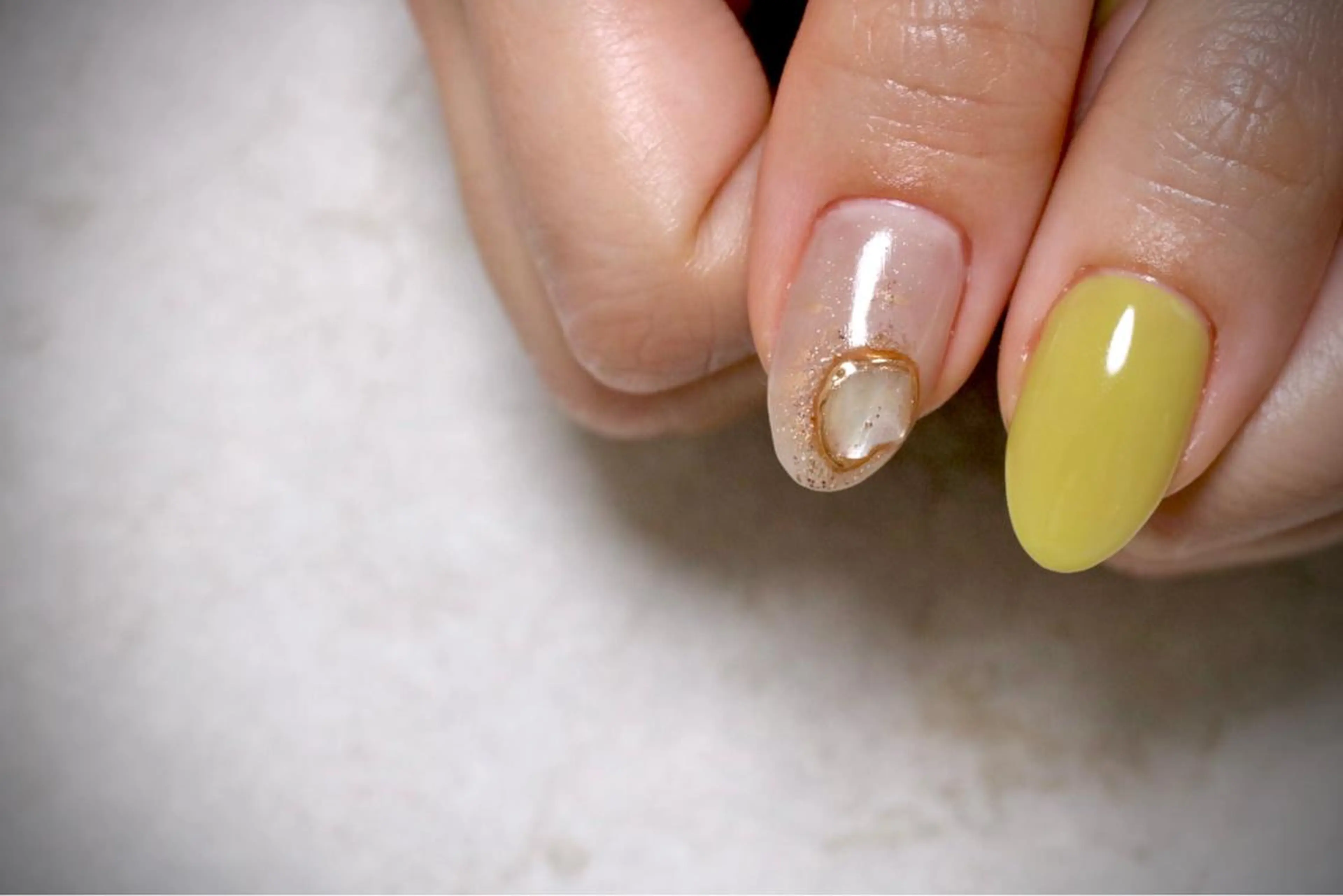 ネイル オーロラネイル カジュアル ジェルネイル ラメ(グリッター) マグネットネイル ハンドネイル MH Nailのネイルデザイン