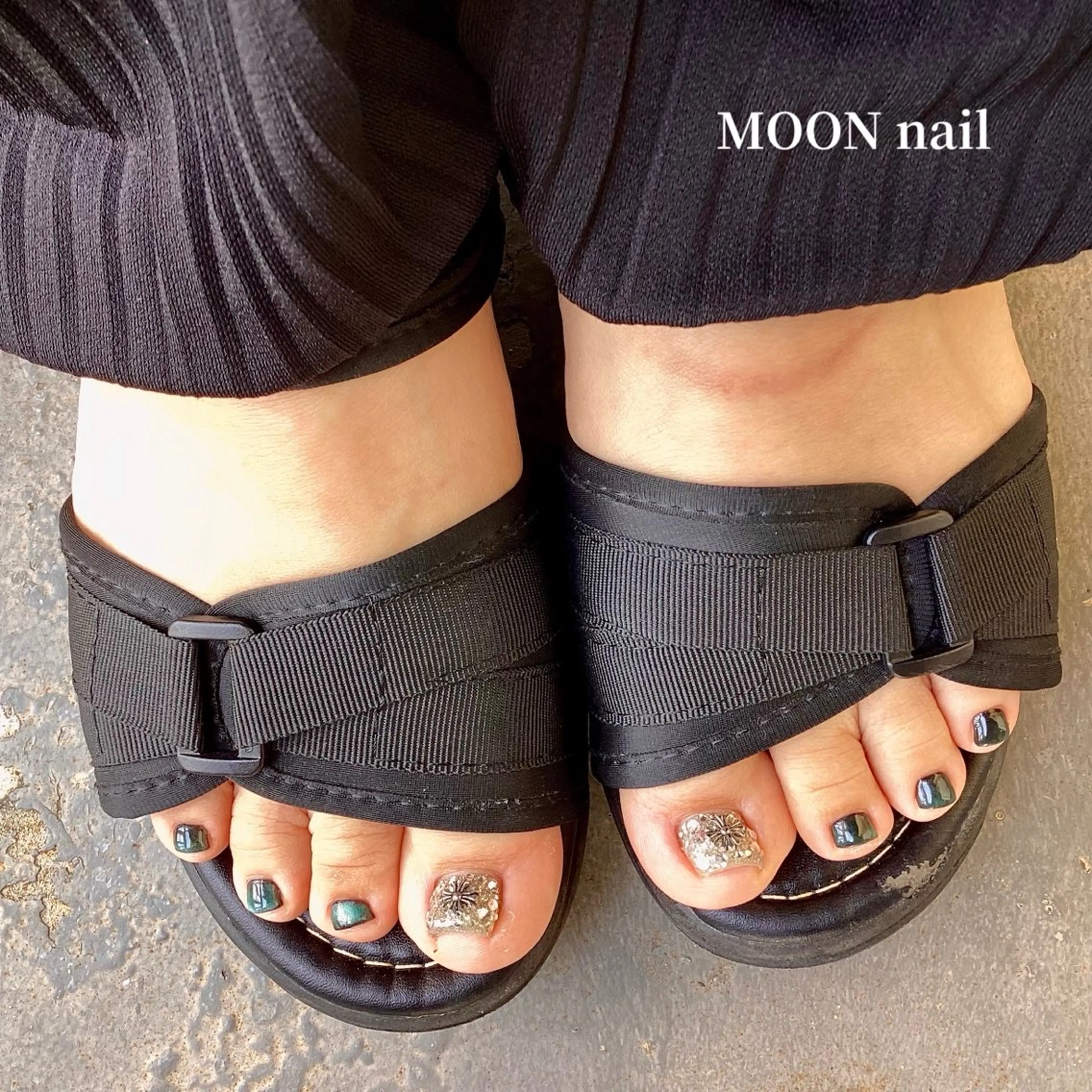 ネイル フットネイル 浦添 MOON  nailのネイルデザイン