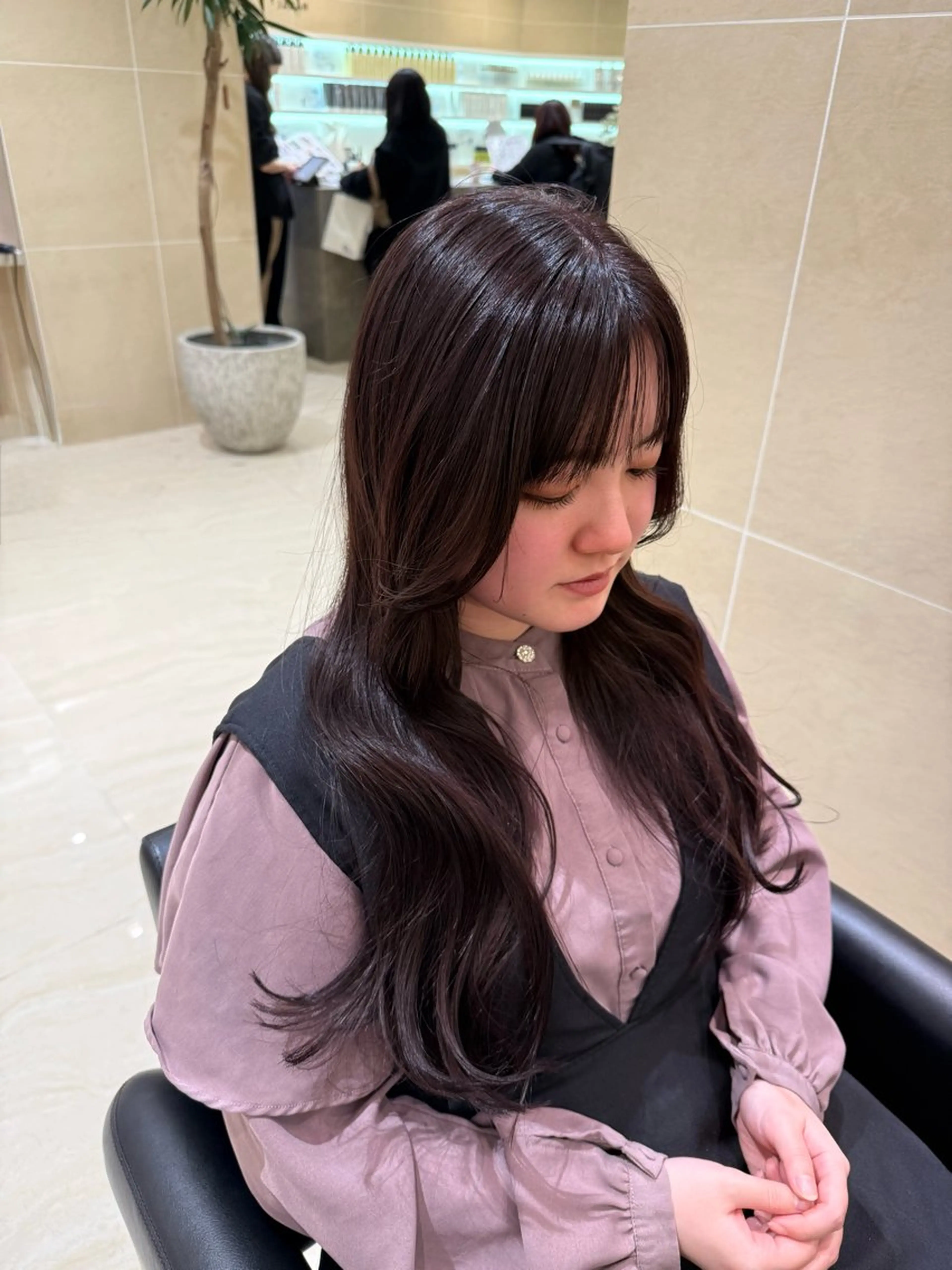 ロング カラー 三橋 由佳のヘアスタイル