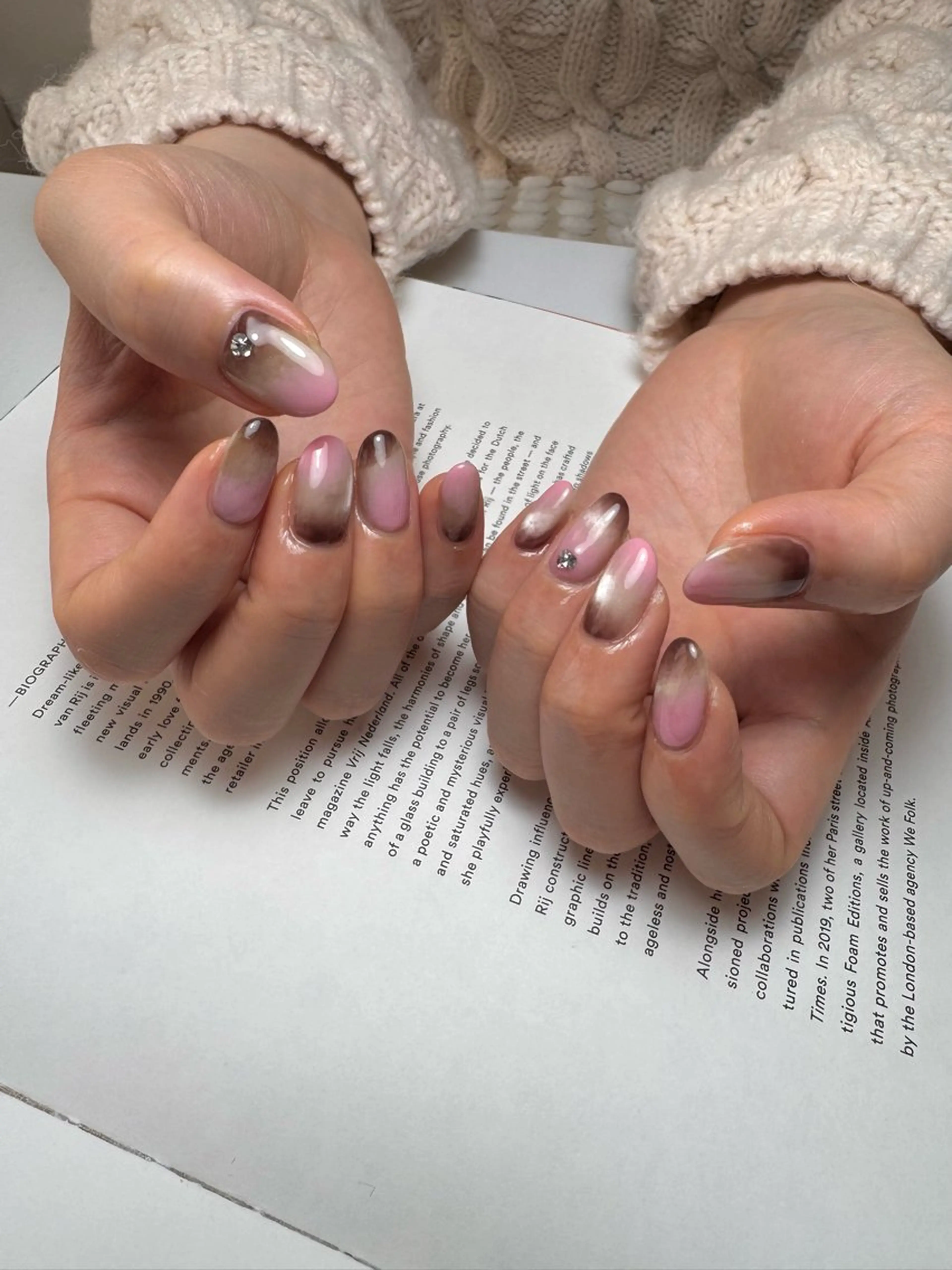 ネイル グラデーション マグネットネイル ニュアンスネイル ハンドネイル 白日-hakubi nail-のネイルデザイン