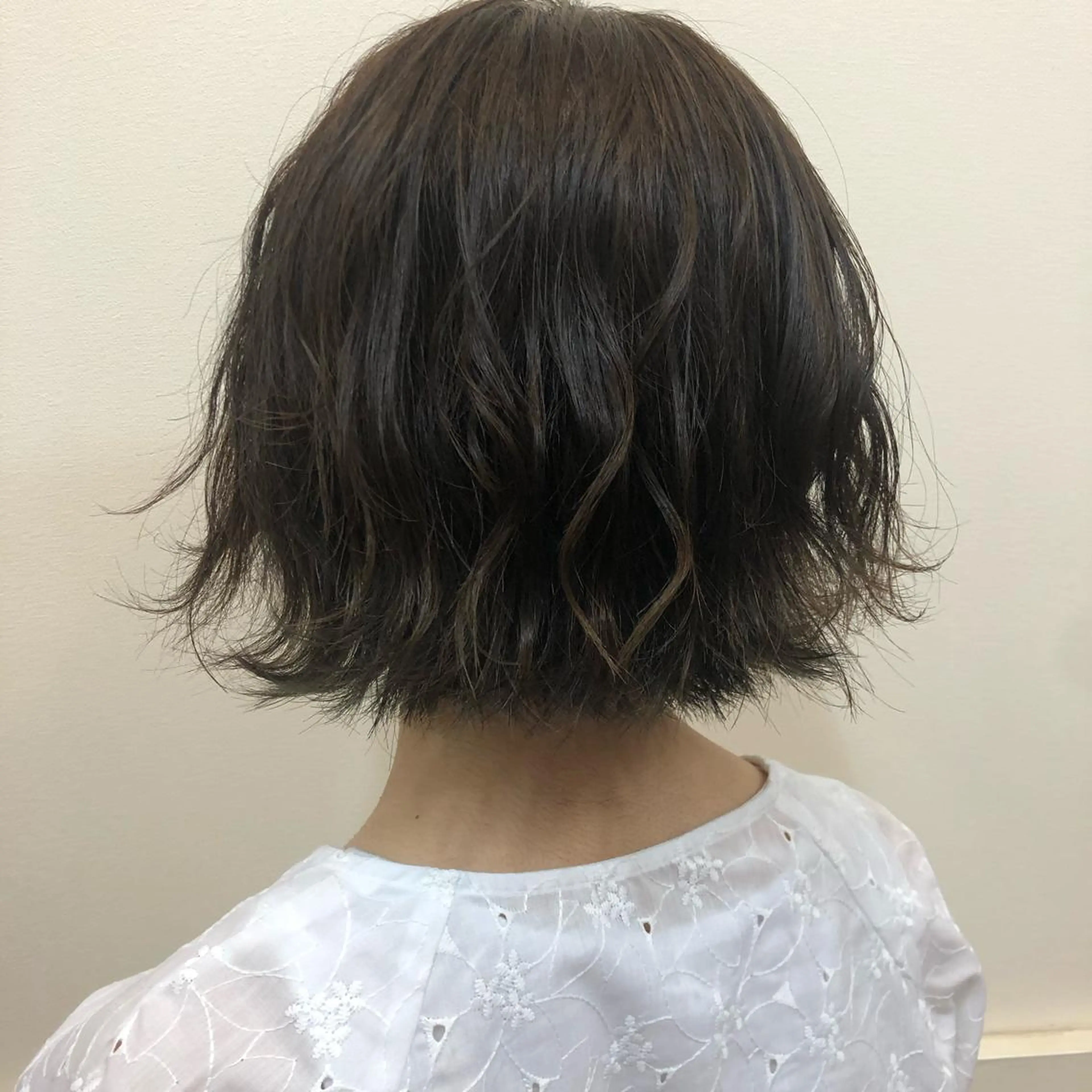ミディアム カラー アッシュ ブリーチ ブルーカラー ブルーアッシュ 🧡マツダテ チヒロ🧡のヘアスタイル