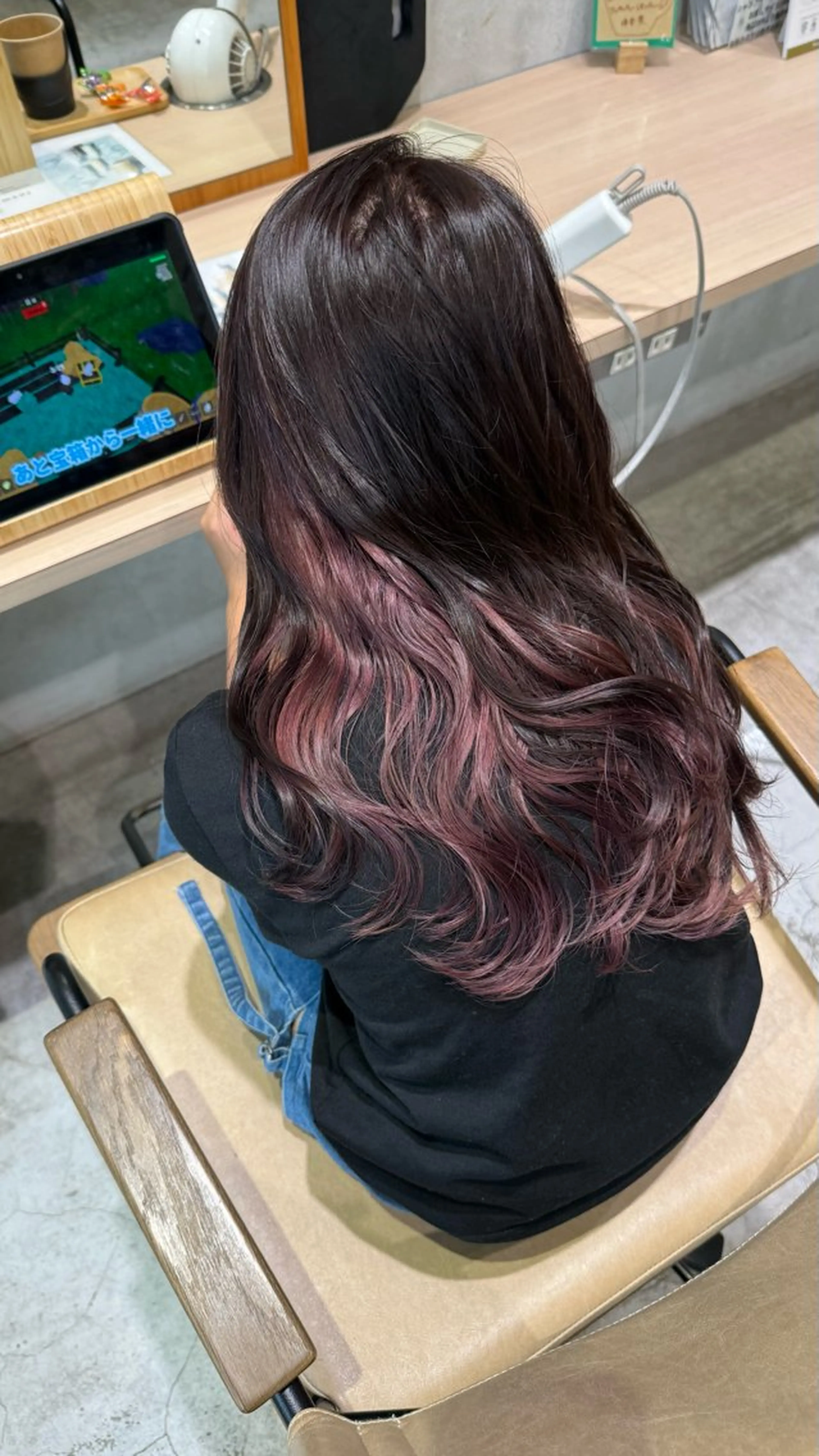 ロング ヘアカラー FUKA /透明感 カラー/ダブルカラーのヘアスタイル