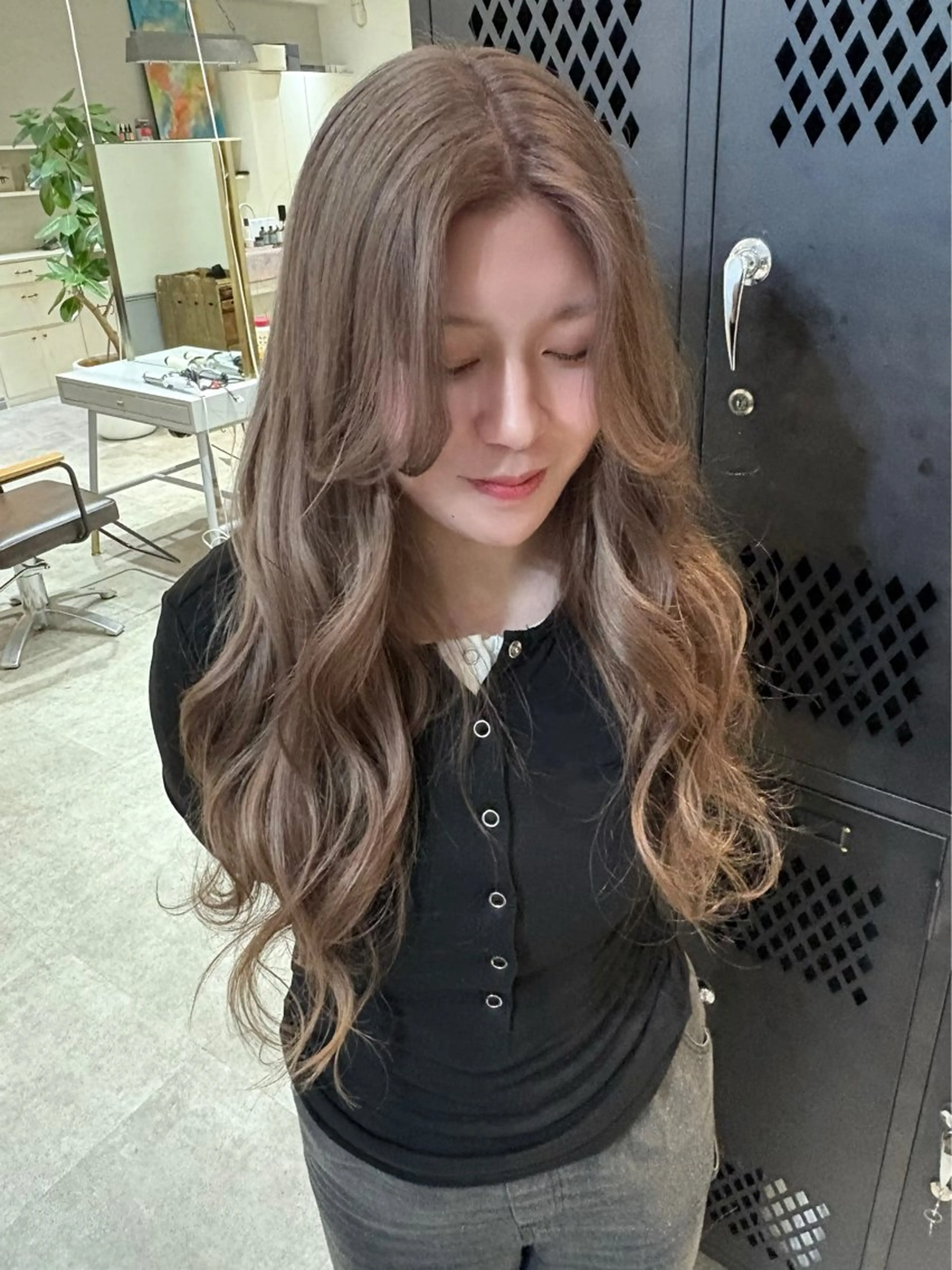 ロング ヘアカラー siki yuikaのヘアスタイル